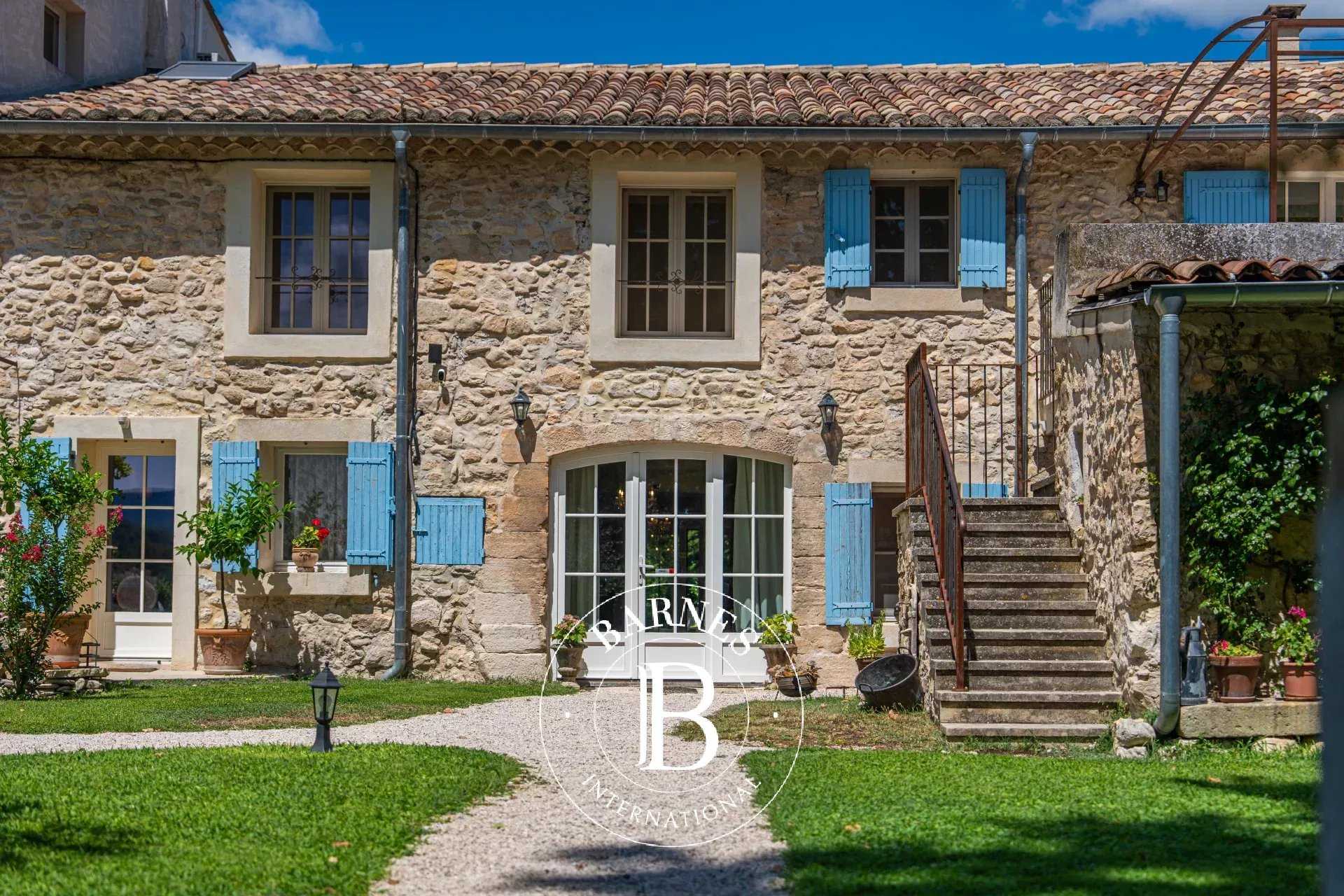 Pernes-les-Fontaines  - Mas 14 Pi&egrave;ces 8 Chambres
