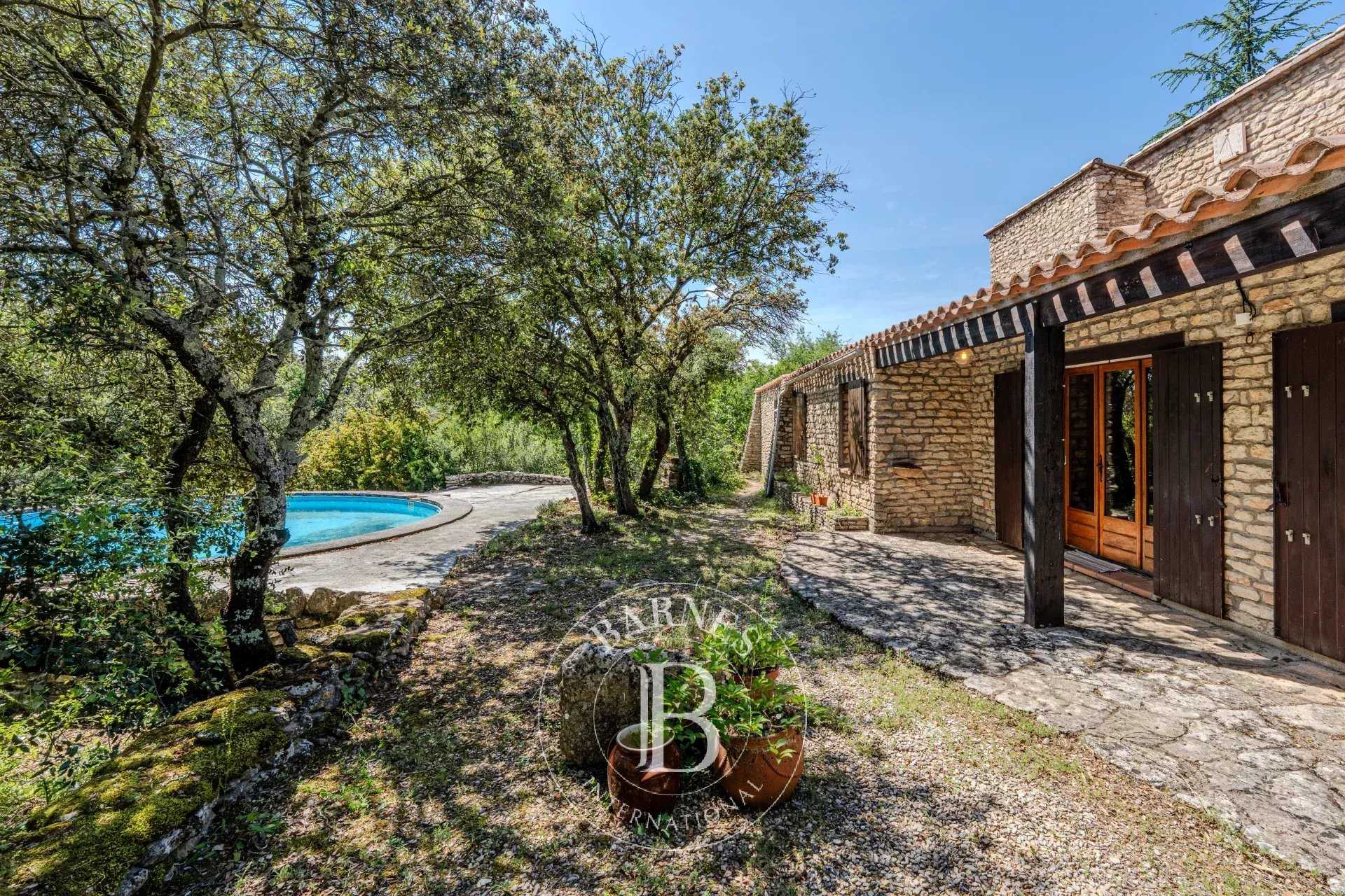 Gordes  - House 4 Bedrooms