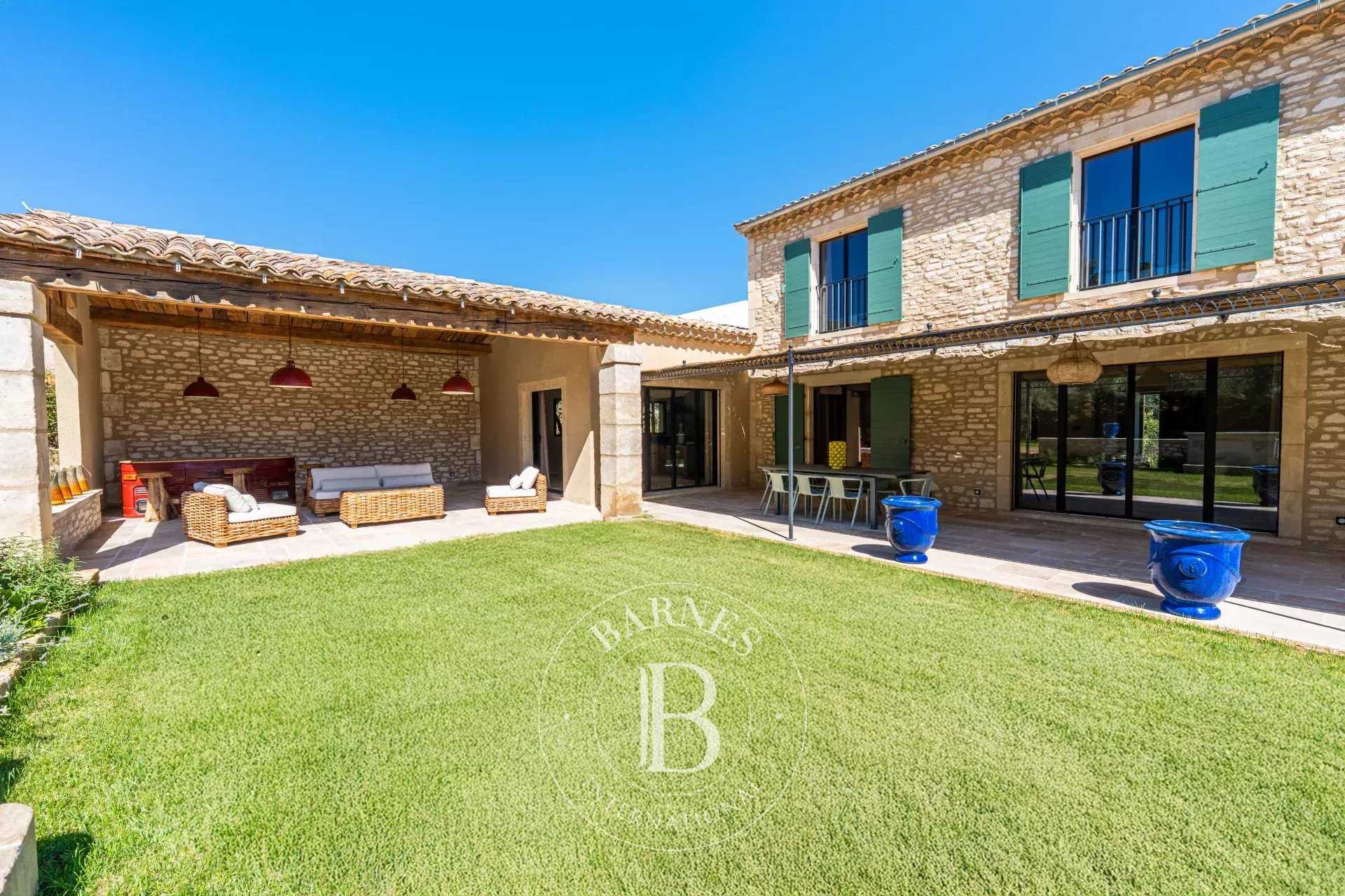 Saint-Rémy-de-Provence  - House 6 Bedrooms