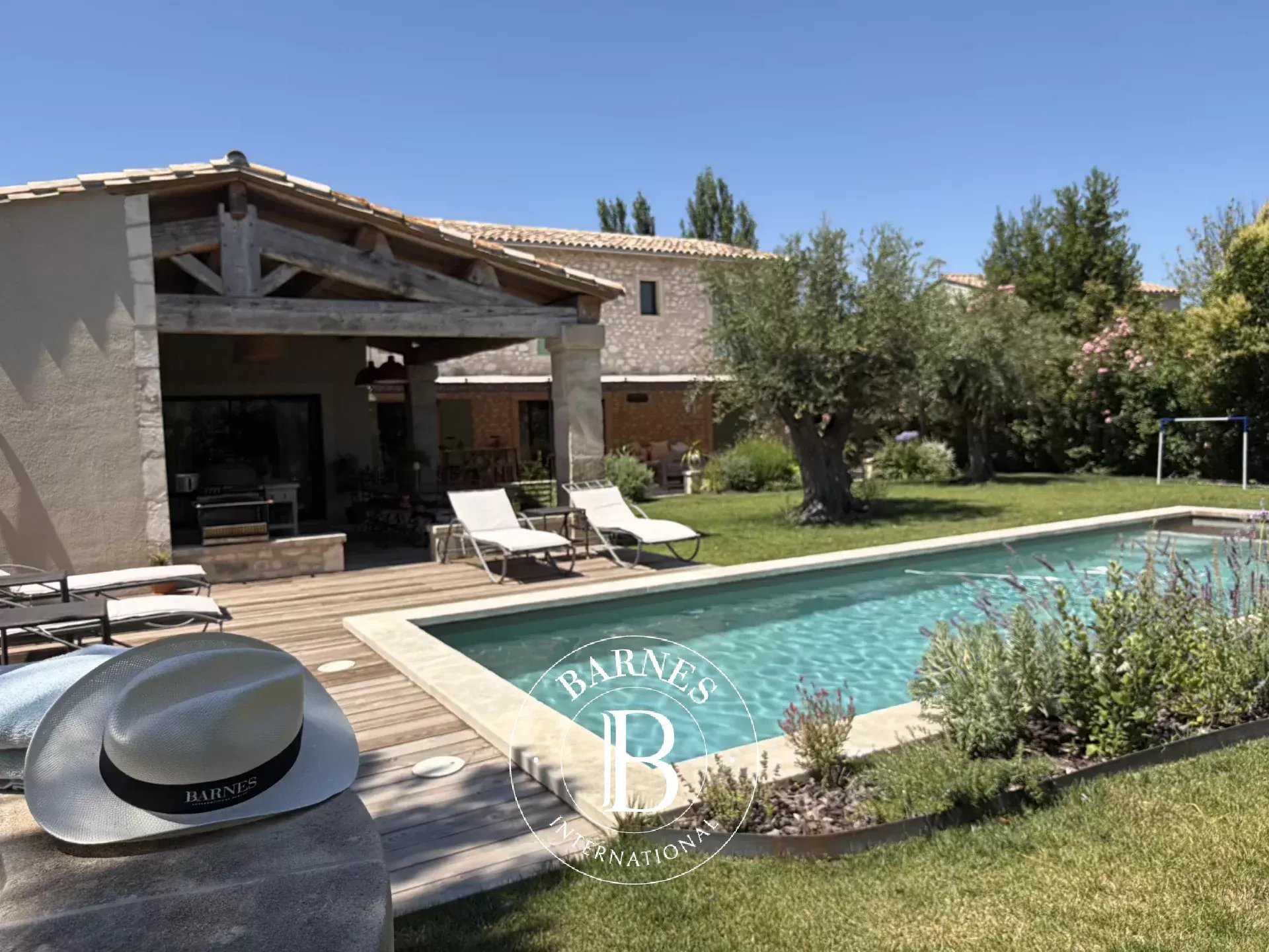 Saint-Rémy-de-Provence  - Maison 7 Pi&egrave;ces 4 Chambres