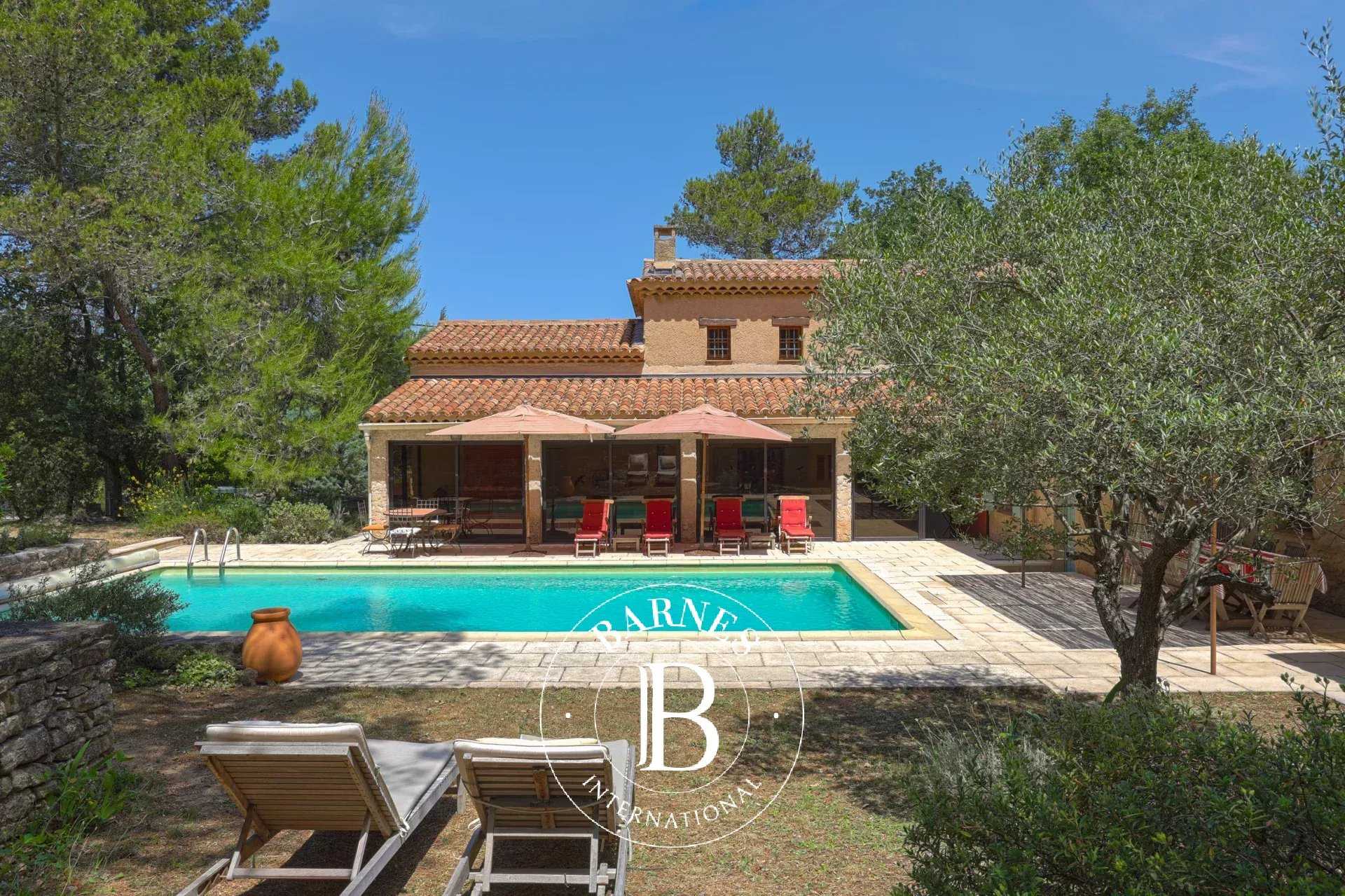 Ménerbes  - Maison 5 Pi&egrave;ces 3 Chambres