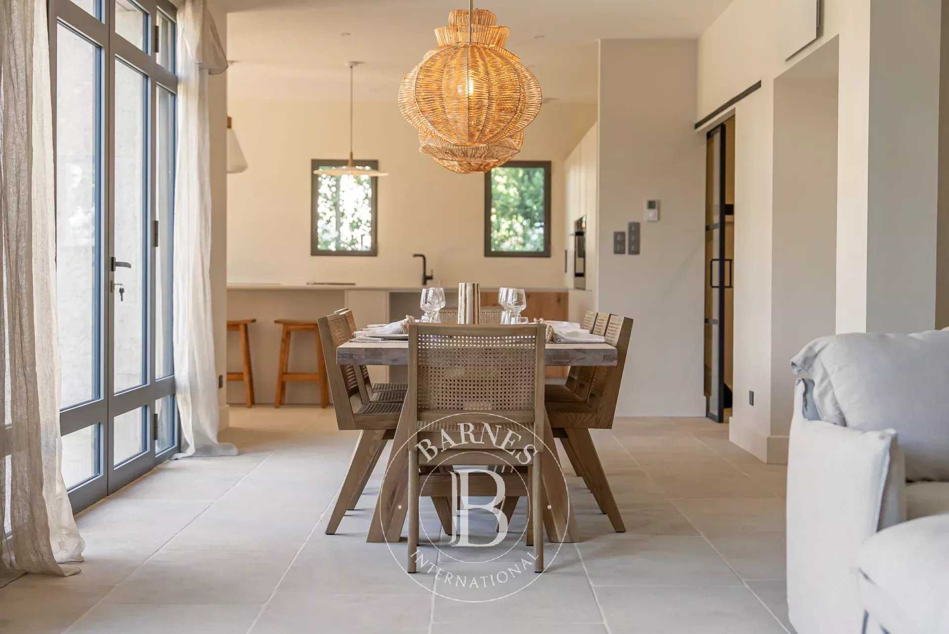 Maussane-les-Alpilles  - Maison 5 Pièces 4 Chambres