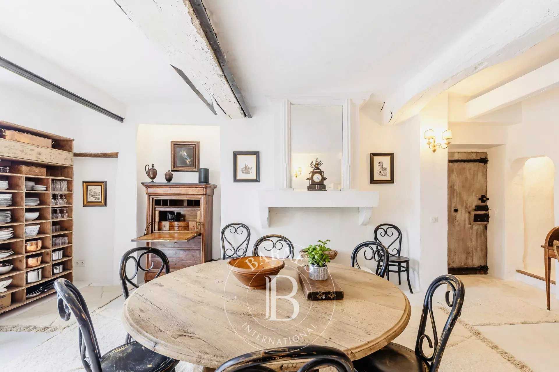 Bonnieux  - Village house 4 Bedrooms
