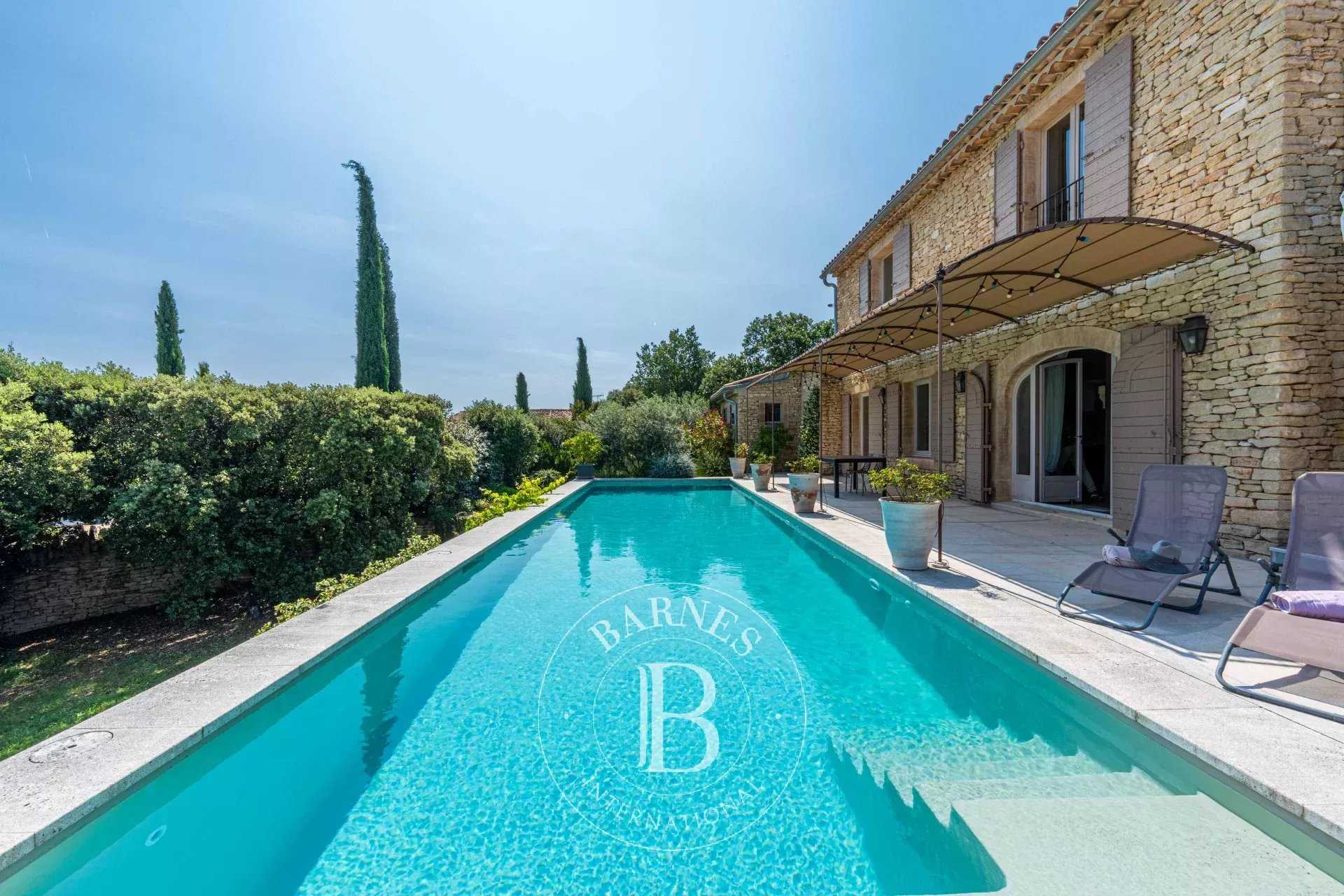 Gordes  - Mas 4 Bedrooms