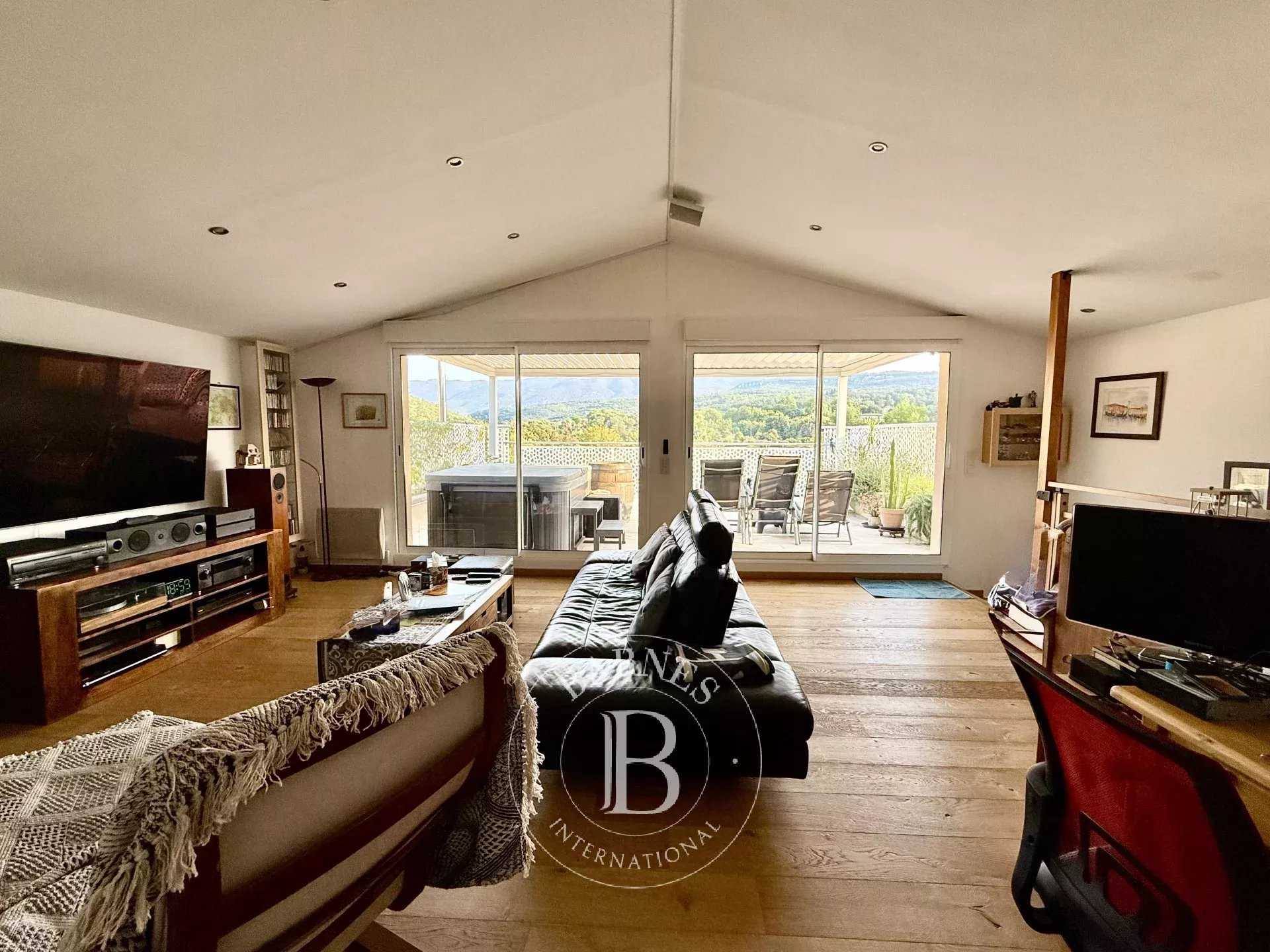 Saignon  - House 4 Bedrooms