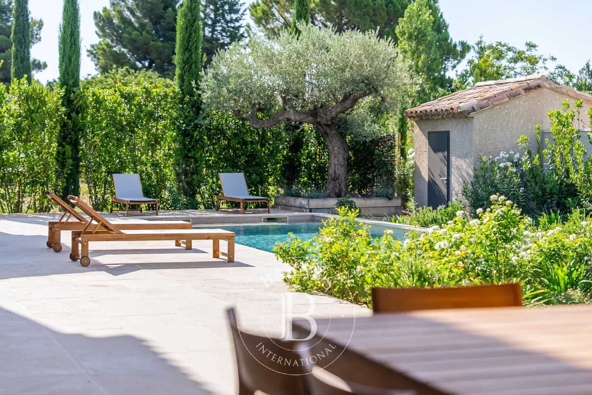 Maussane-les-Alpilles  - Maison 5 Pièces 4 Chambres