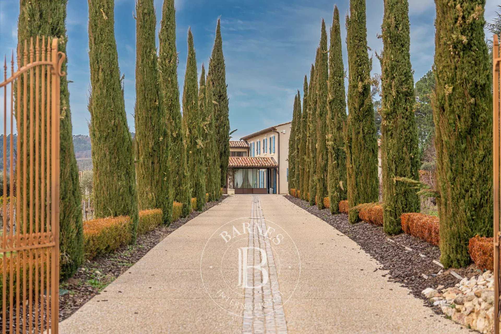 Roussillon  - House 3 Bedrooms