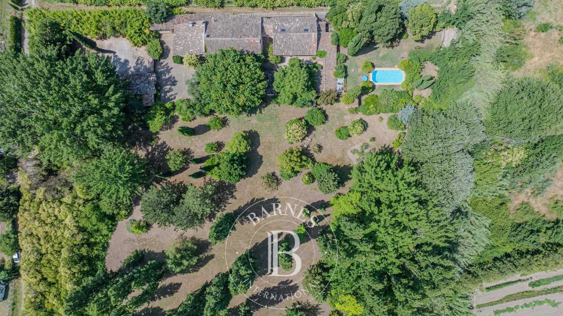 Taillades  - Mas 8 Bedrooms