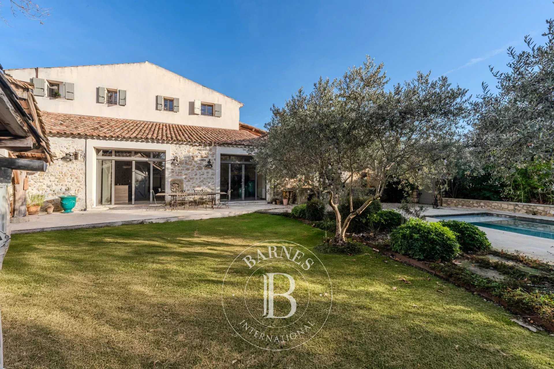 Mormoiron  - Village house 8 Bedrooms