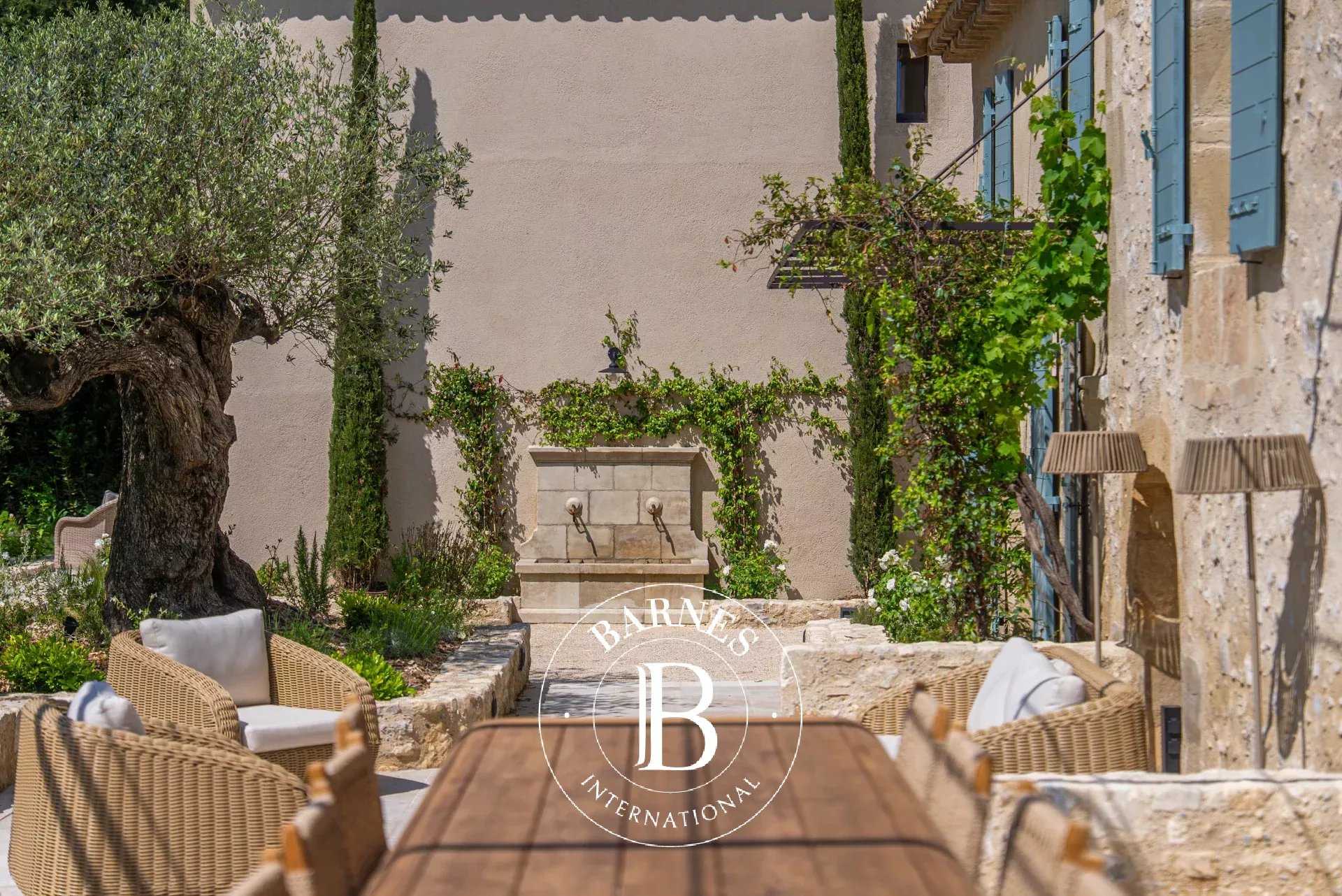 Maussane-les-Alpilles  - House 5 Bedrooms