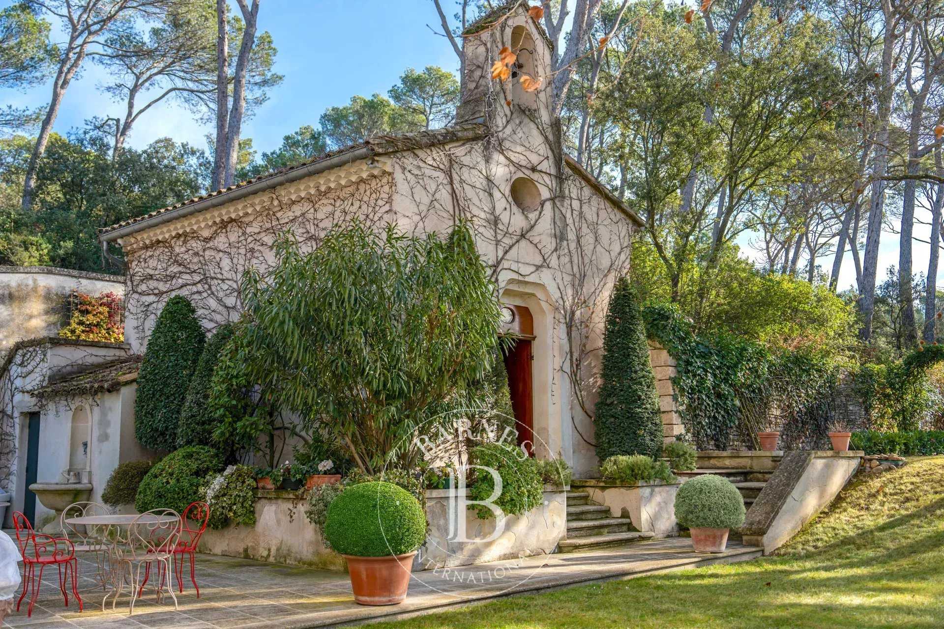 Pernes-les-Fontaines  - House 6 Bedrooms