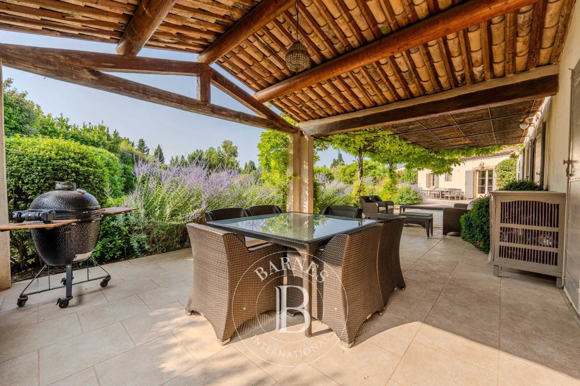 Saint-Rémy-de-Provence  - House 5 Bedrooms