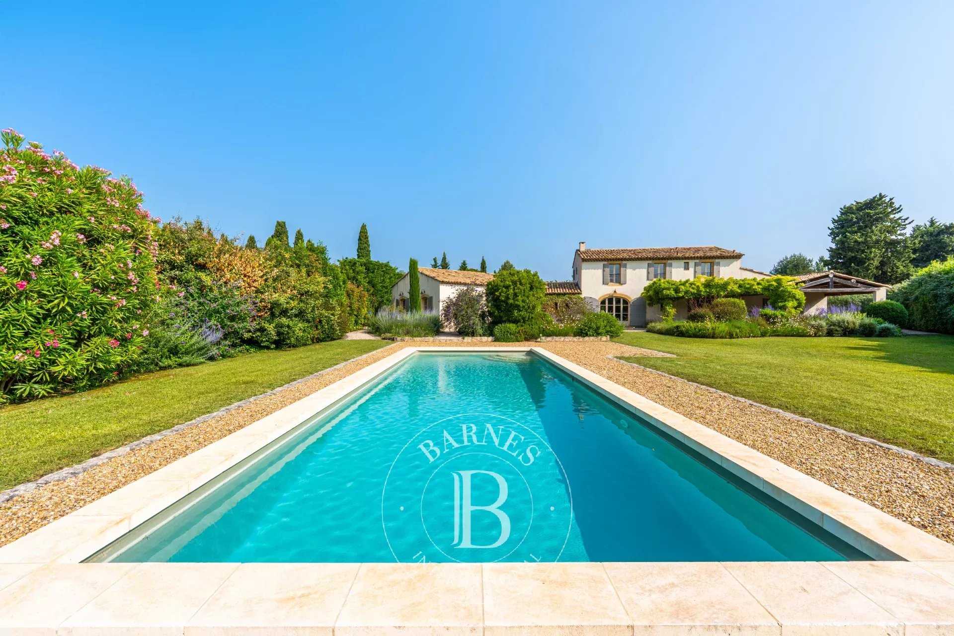Saint-Rémy-de-Provence  - House 5 Bedrooms
