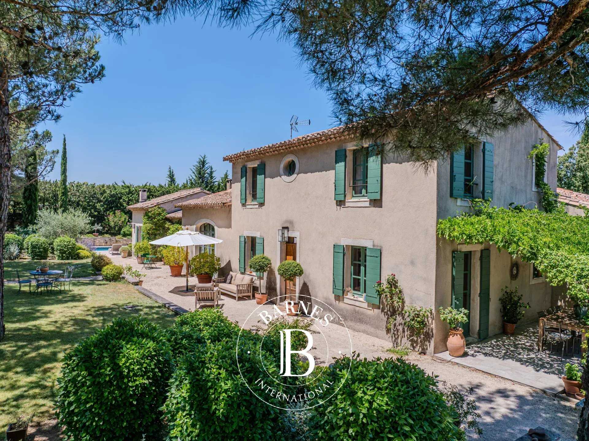 Maison Eygalières  -  ref 87157573 (picture 2)