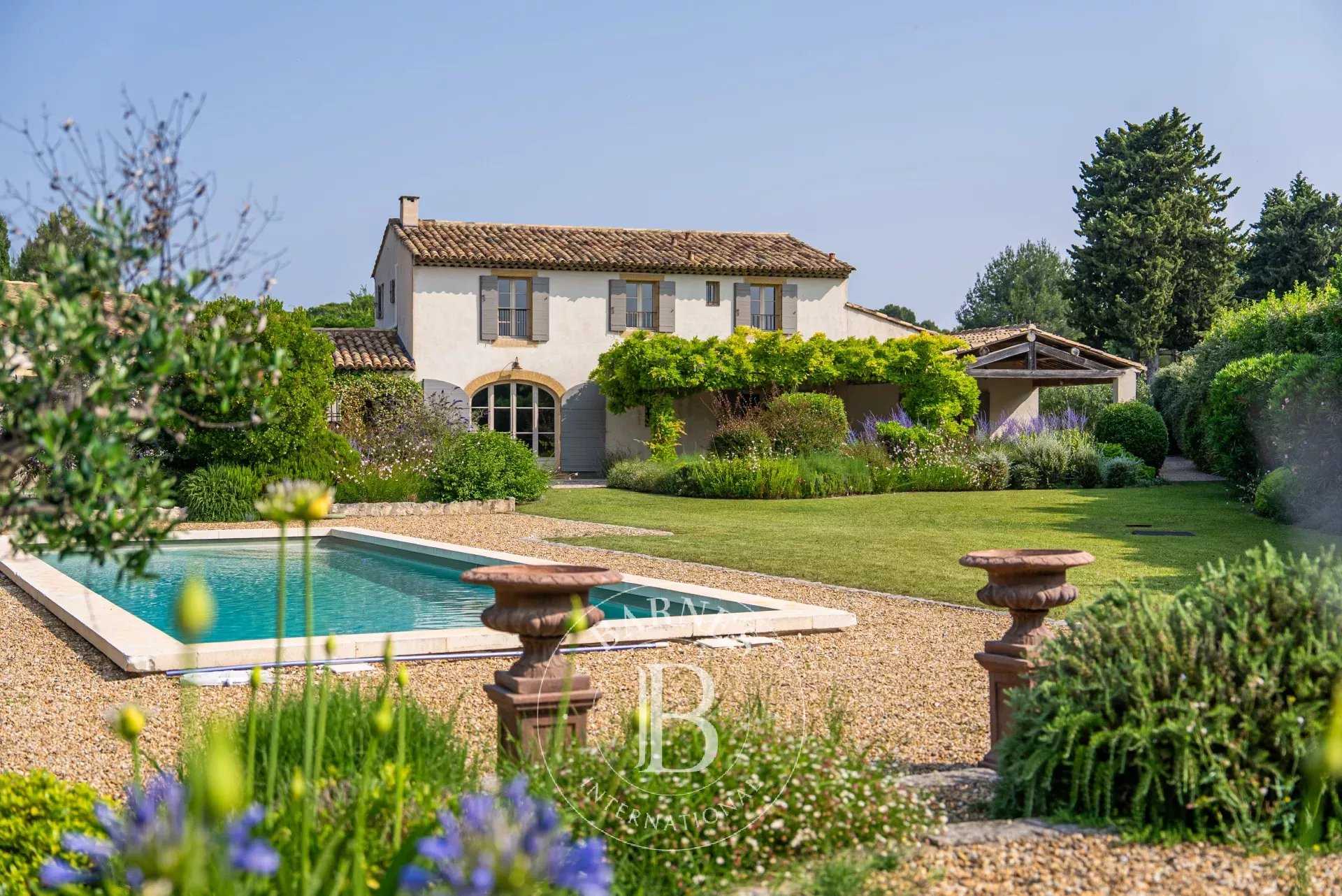 Saint-Rémy-de-Provence  - House 5 Bedrooms