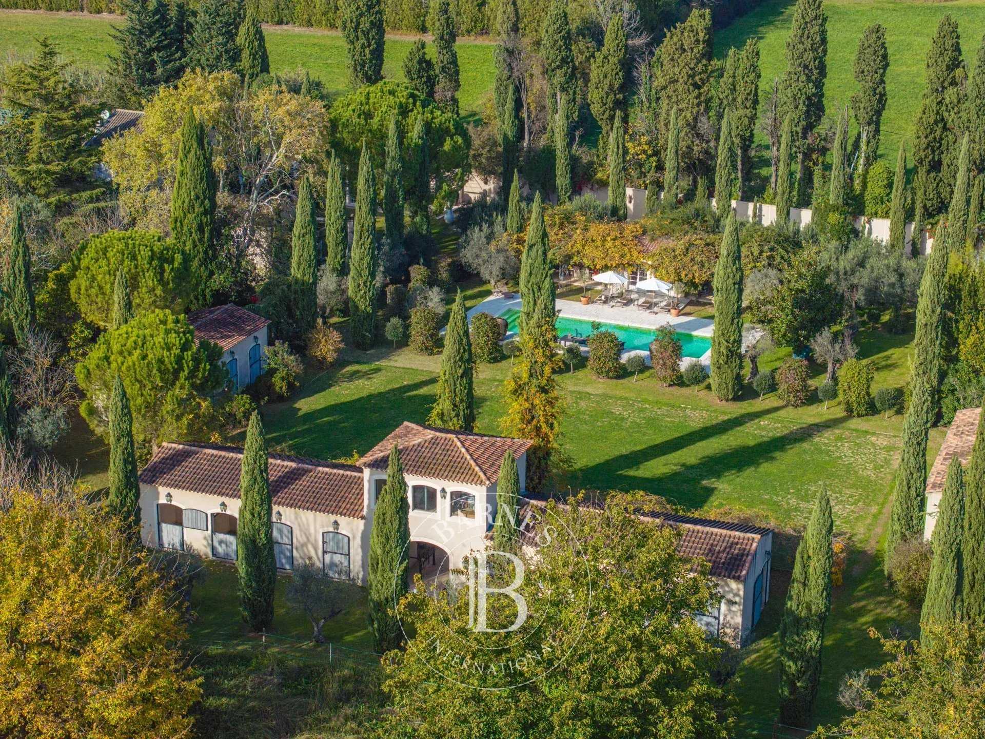 House Mollégès  -  ref 86457461 (picture 2)