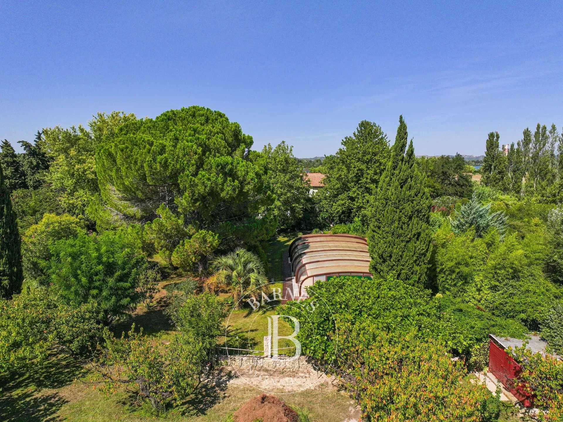 Mas Saint-Pierre-de-Mézoargues  -  ref 82336722 (picture 2)