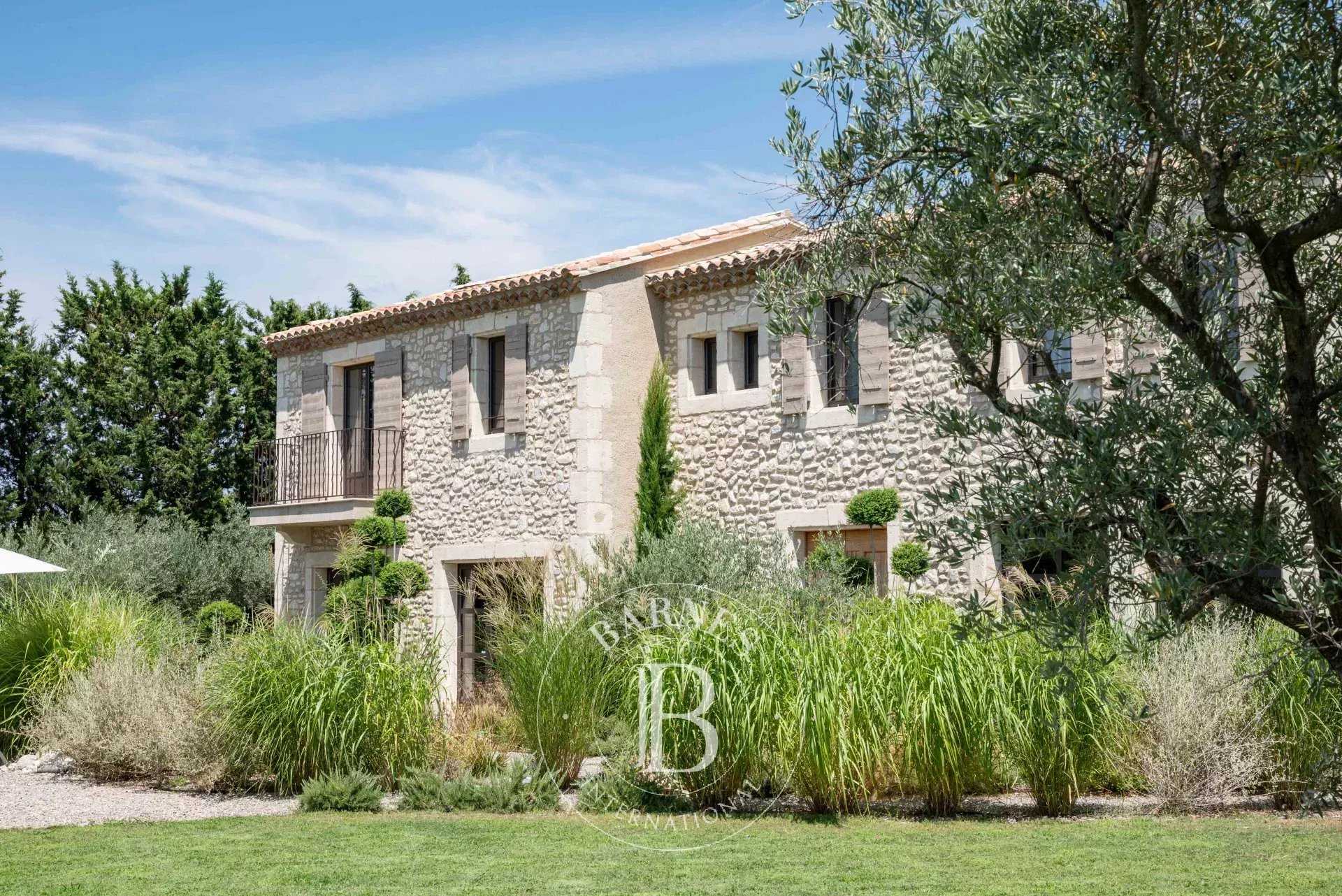 Maison Eygalières  -  ref 82391187 (picture 1)