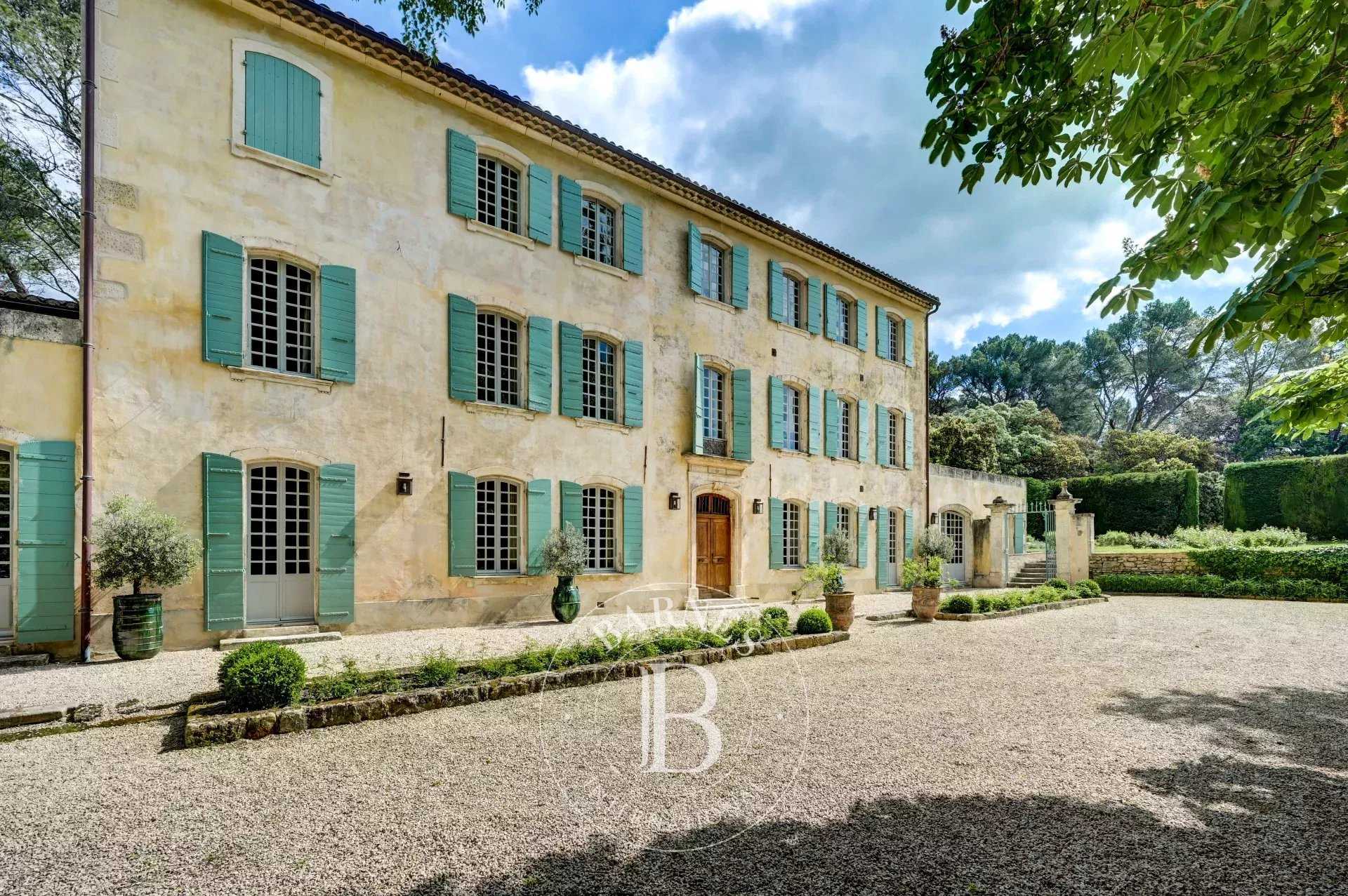 Propriété Saint-Rémy-de-Provence  -  ref 85841851 (picture 1)