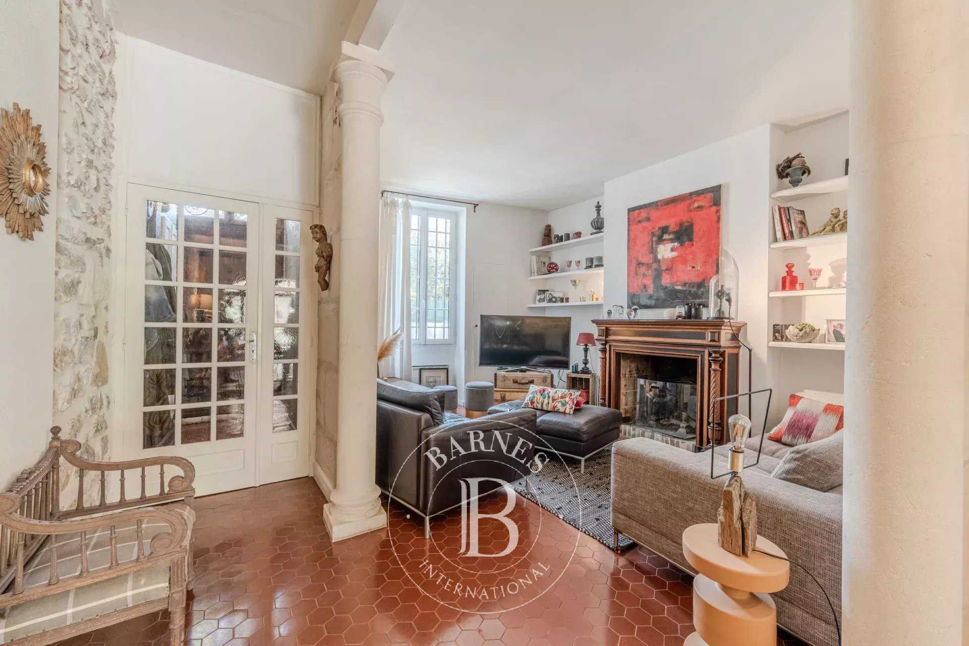 Maison Mouriès  -  ref 84860099 (picture 2)