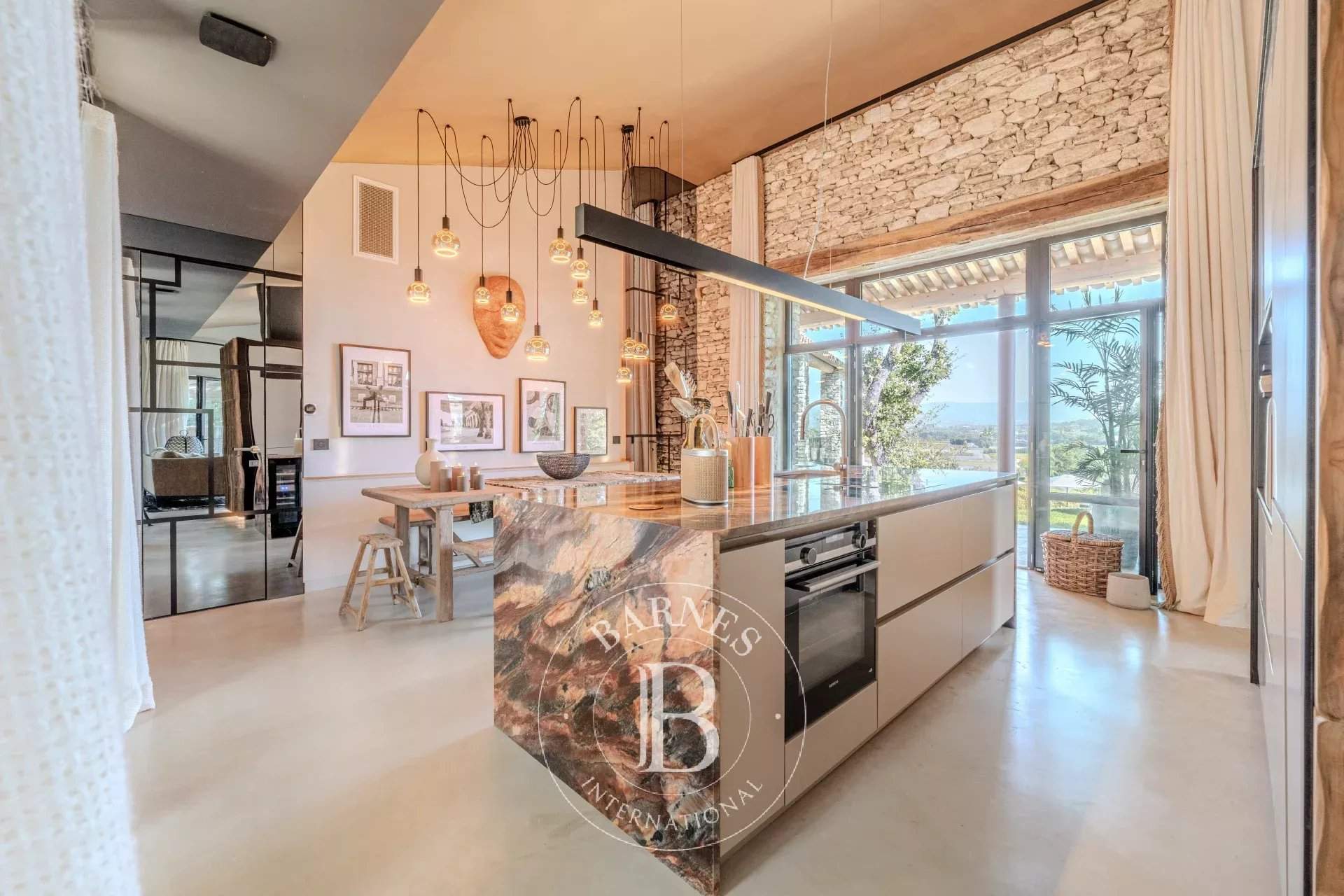 Gordes  - Maison 8 Pi&egrave;ces 6 Chambres - picture 14