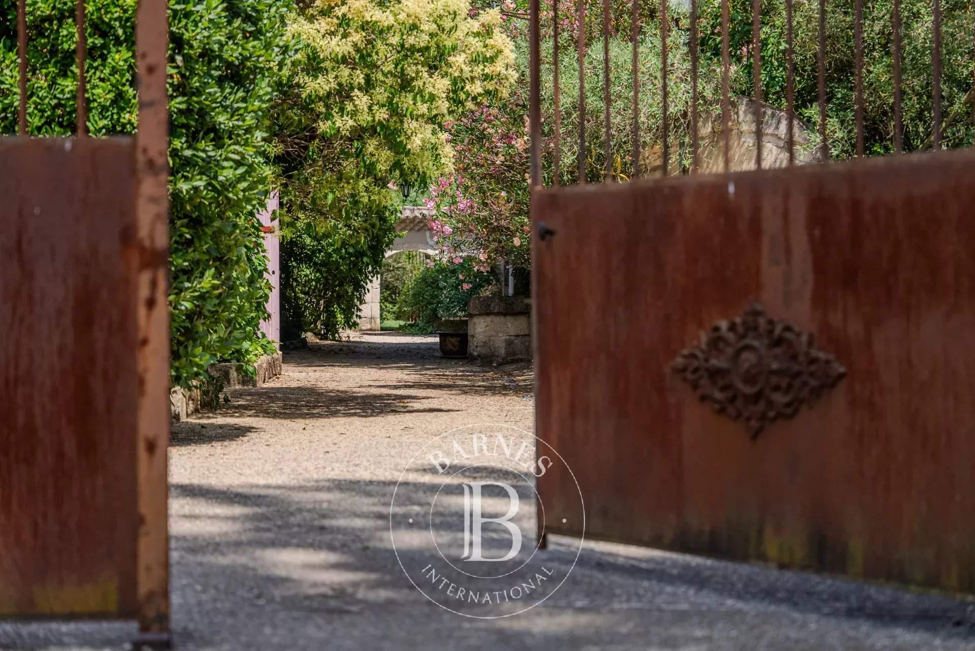 Taillades  - Mas 8 Bedrooms - picture 6