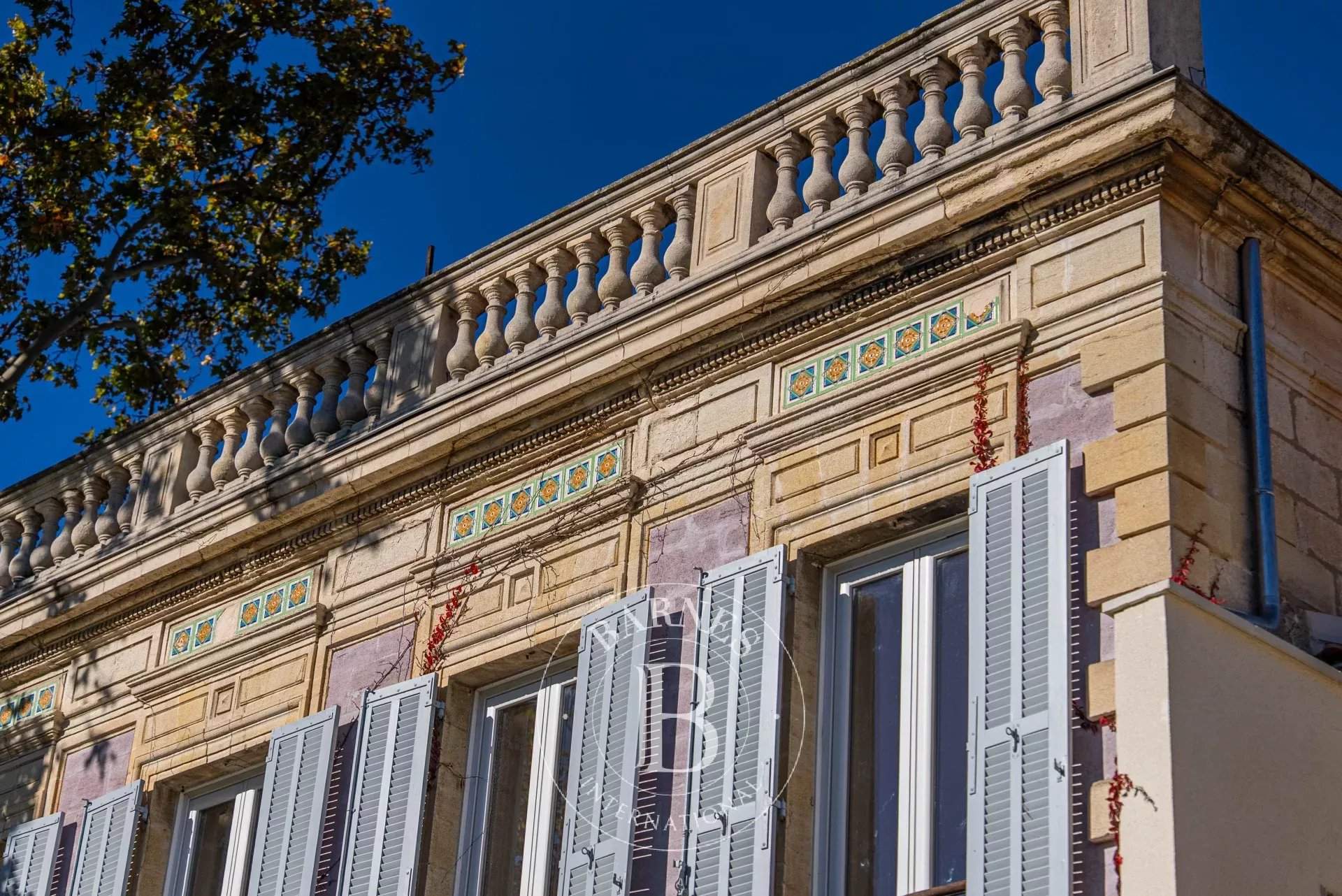 Avignon  - Immeuble 26 Pièces - picture 16