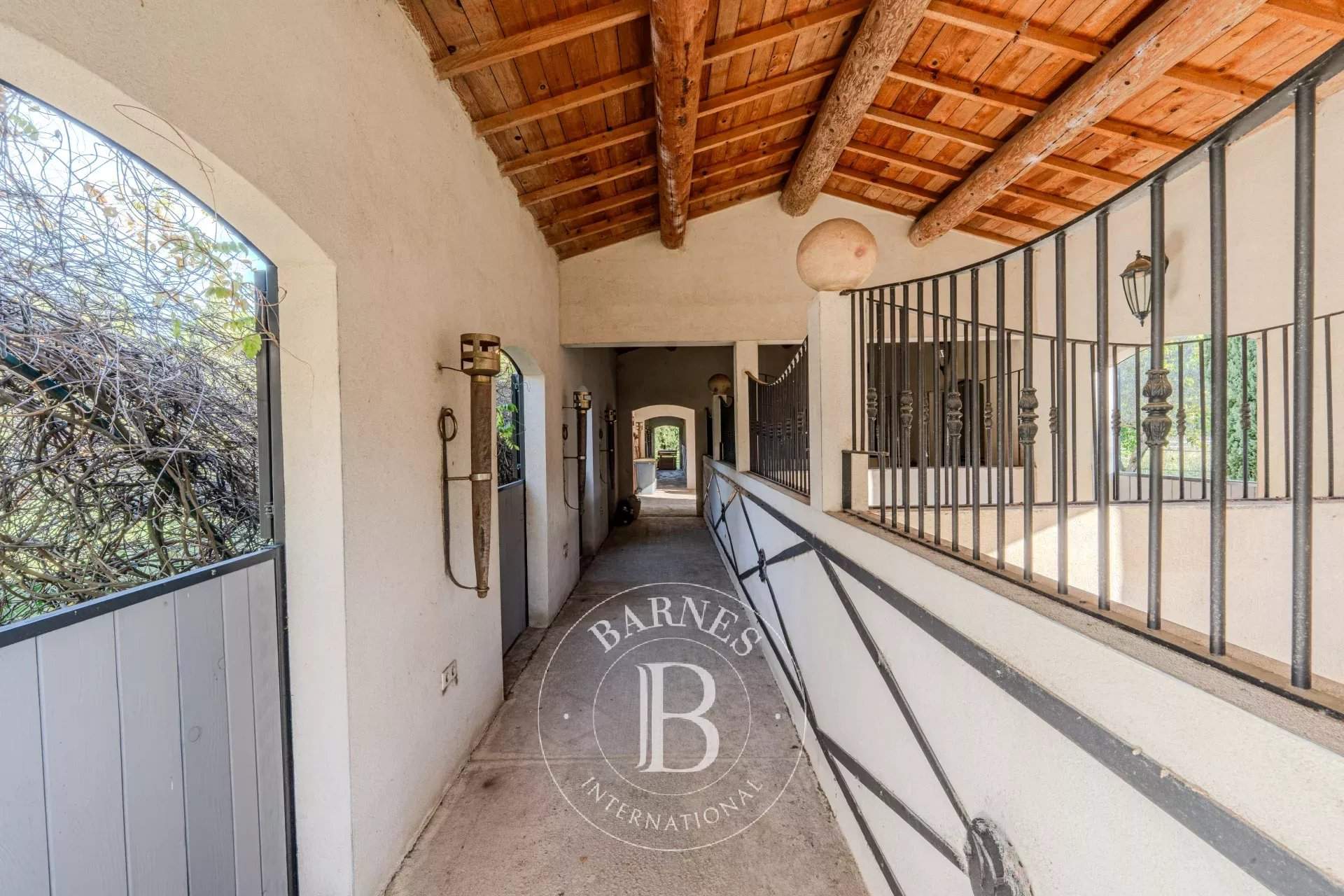 Mollégès  - House 4 Bedrooms - picture 8