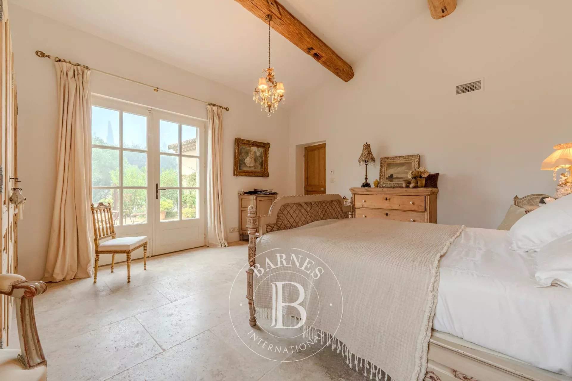 Eygalières  - House 6 Bedrooms - picture 11