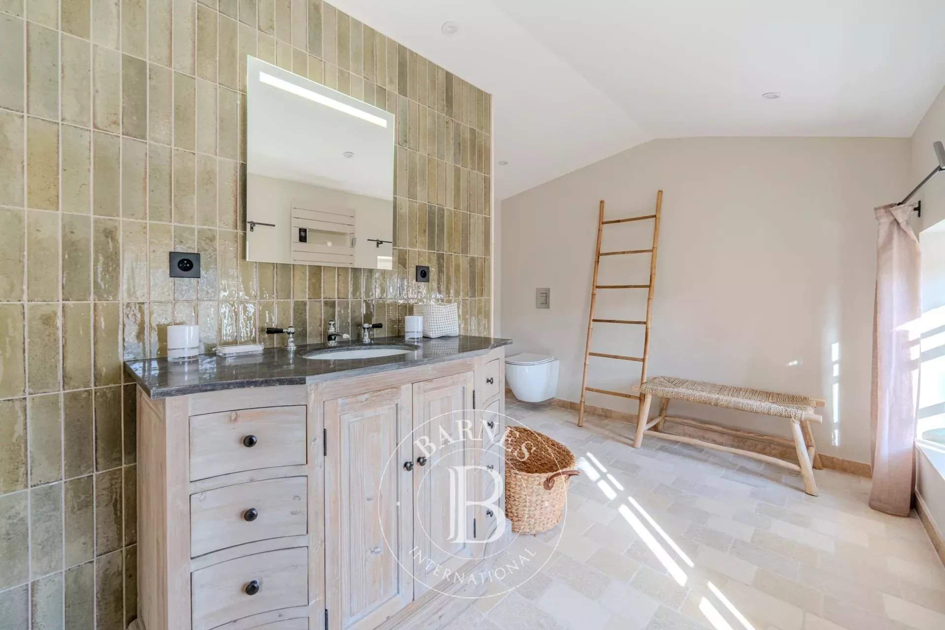 Eygalières  - Maison 9 Pi&egrave;ces 6 Chambres - picture 11