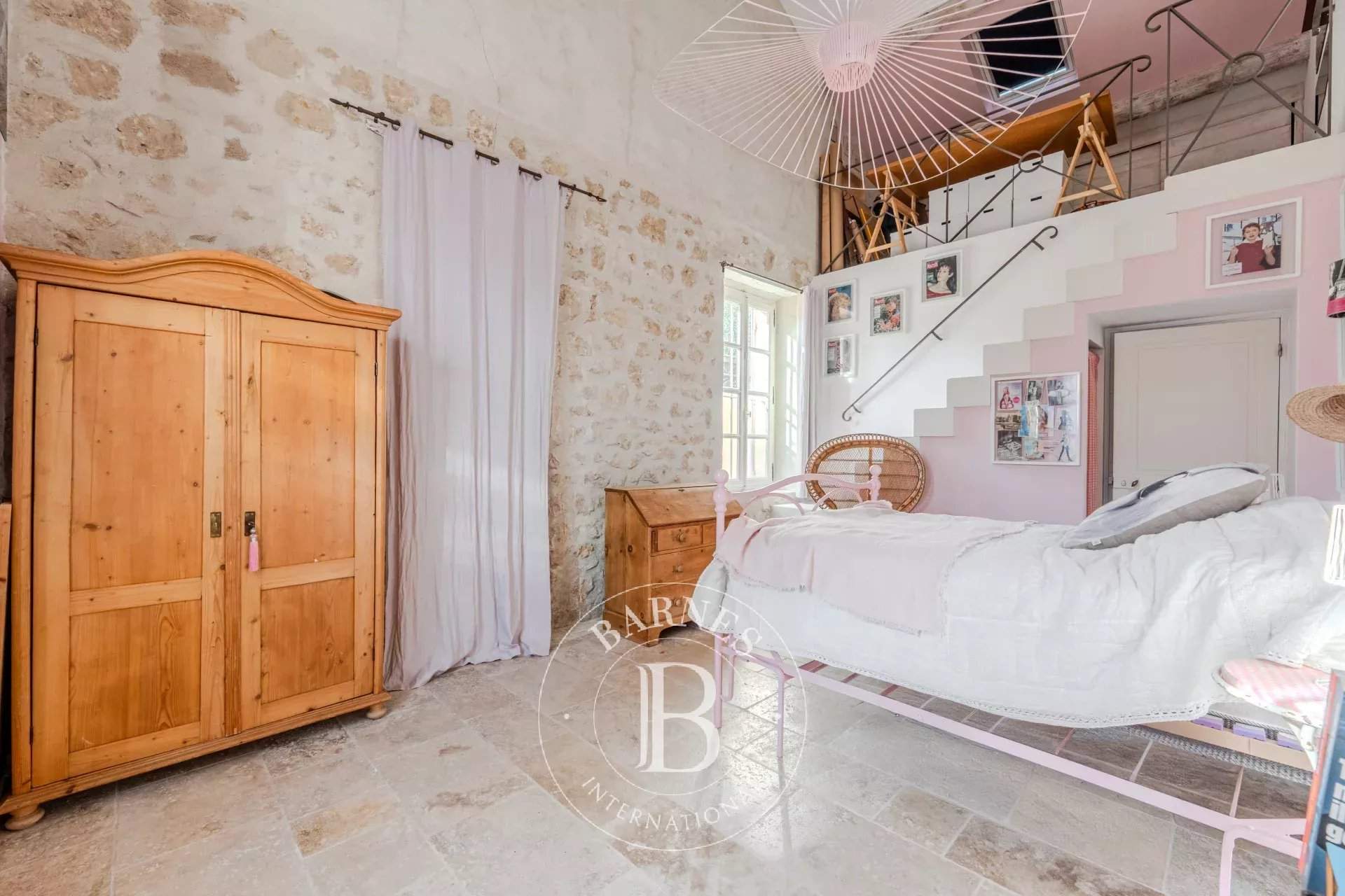 Eygalières  - House 3 Bedrooms - picture 6