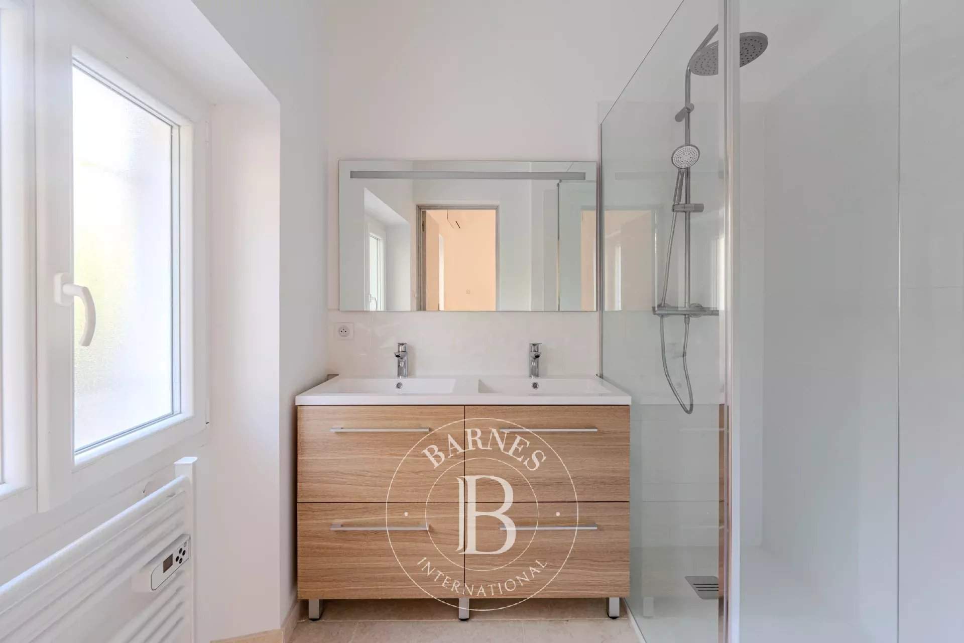 Avignon  - Immeuble 26 Pièces - picture 12