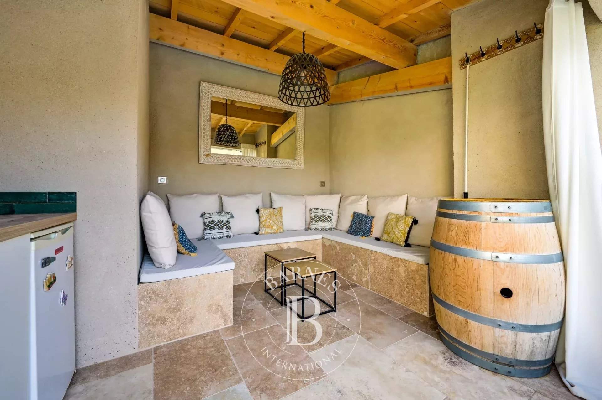 Mollégès  - Maison 5 Pièces 4 Chambres - picture 10