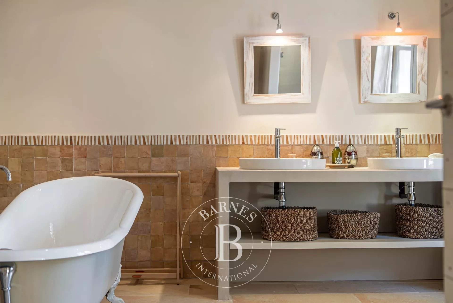 Les Baux-de-Provence  - Maison 11 Pi&egrave;ces 5 Chambres - picture 15