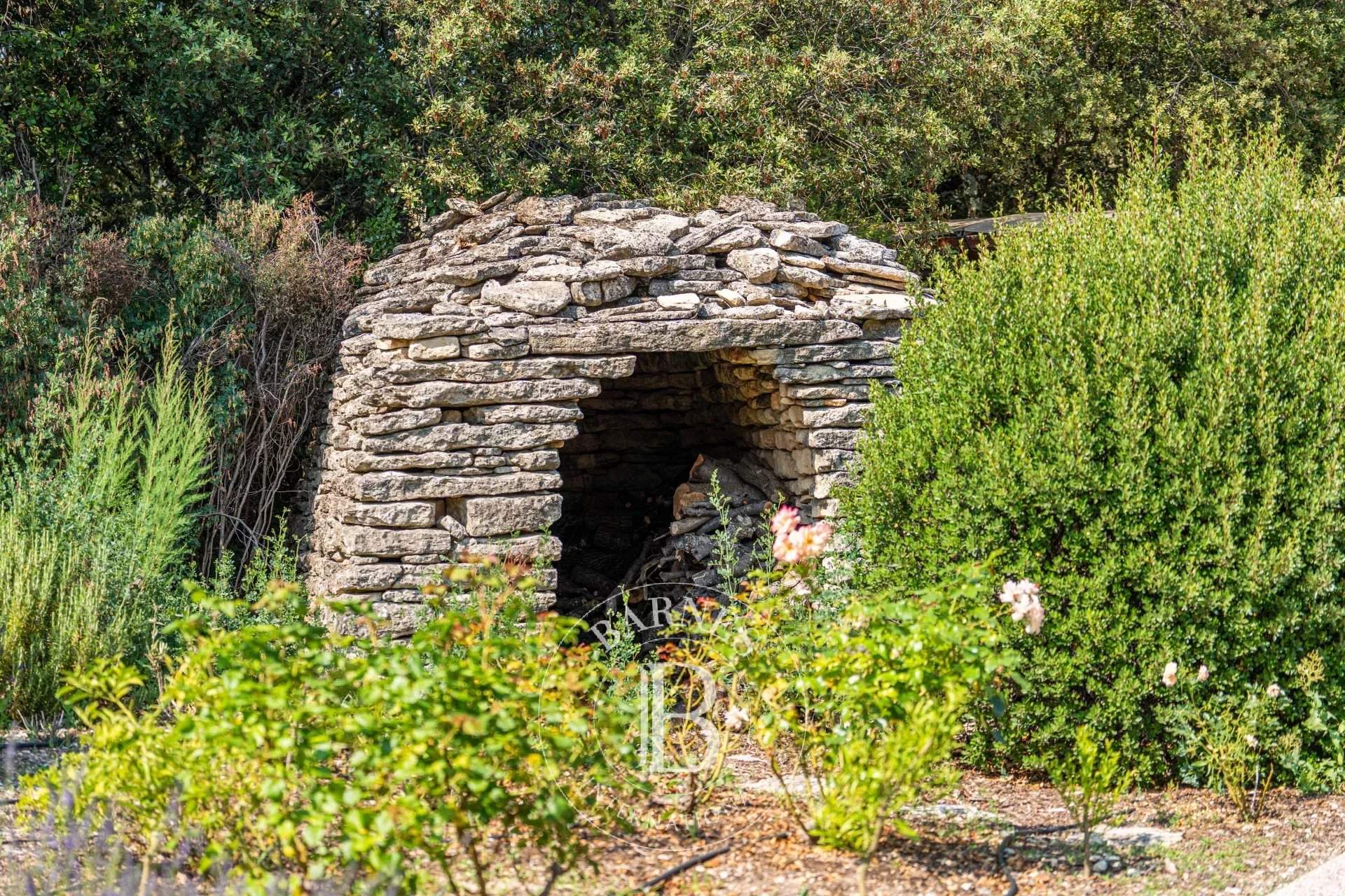 Gordes  - Mas 4 Bedrooms - picture 20