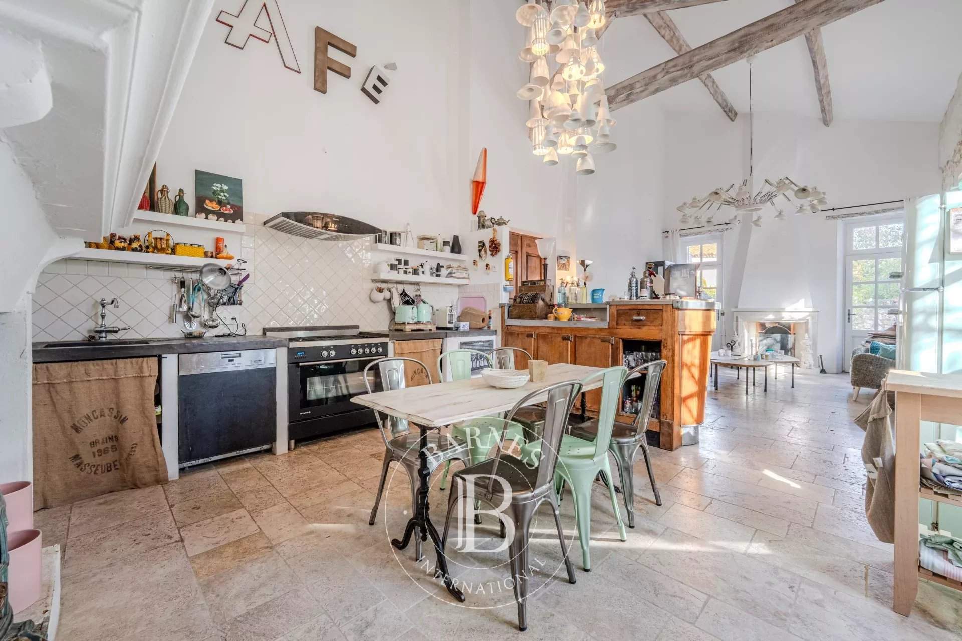 Eygalières  - House 3 Bedrooms - picture 5