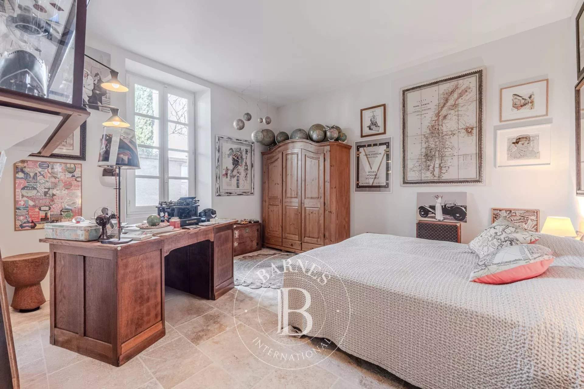 Eygalières  - House 3 Bedrooms - picture 10