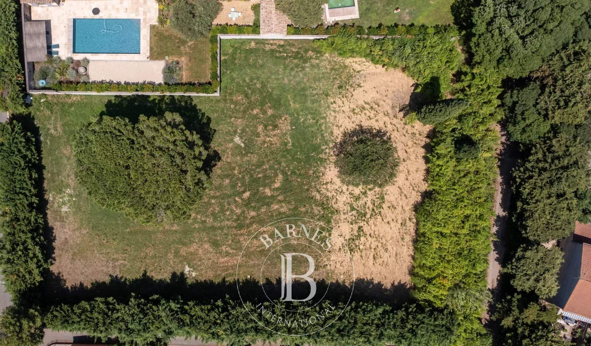 Saint-Rémy-de-Provence  - Terrain constructible  - picture 1