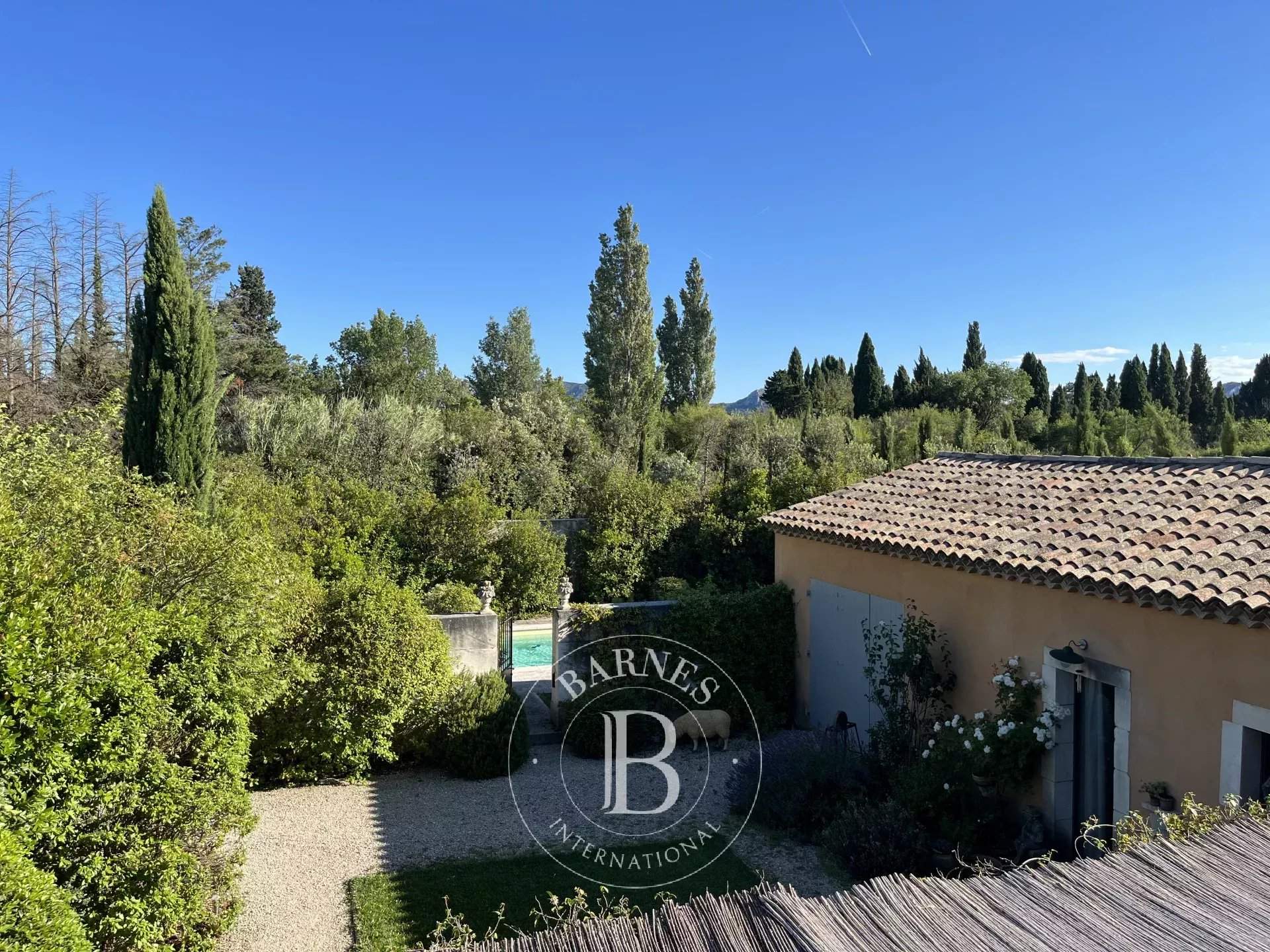Eygalières  - House 4 Bedrooms - picture 2