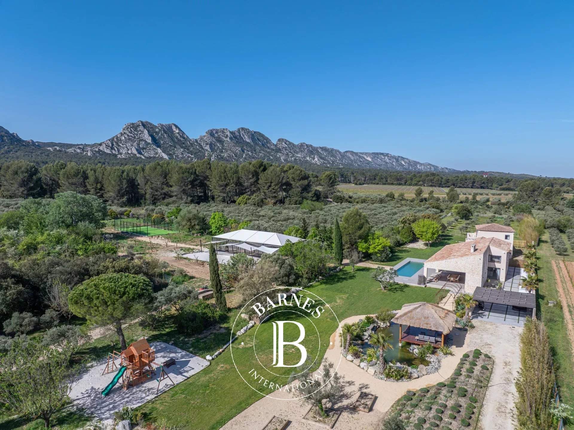 Eygalières  - Maison 8 Pi&egrave;ces 6 Chambres - picture 1