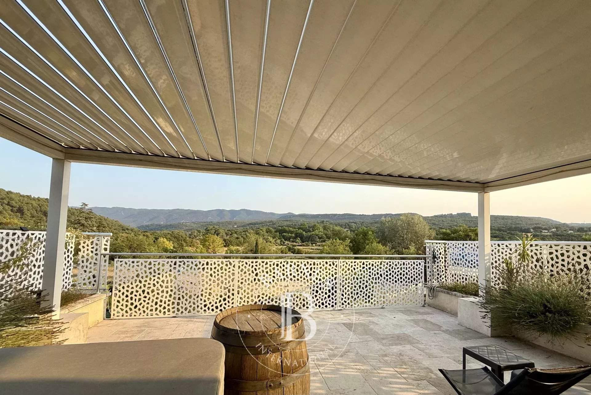 Saignon  - House 4 Bedrooms - picture 1