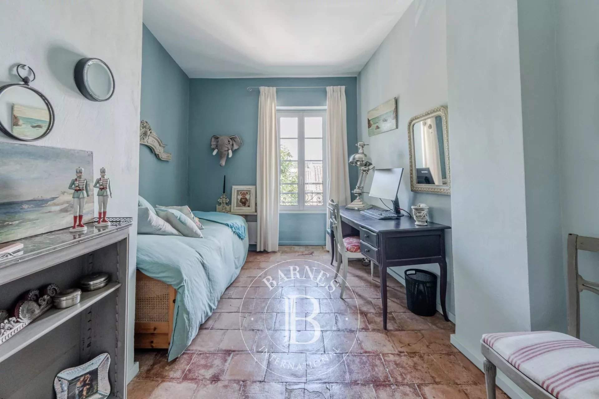 Mouriès  - House 4 Bedrooms - picture 12