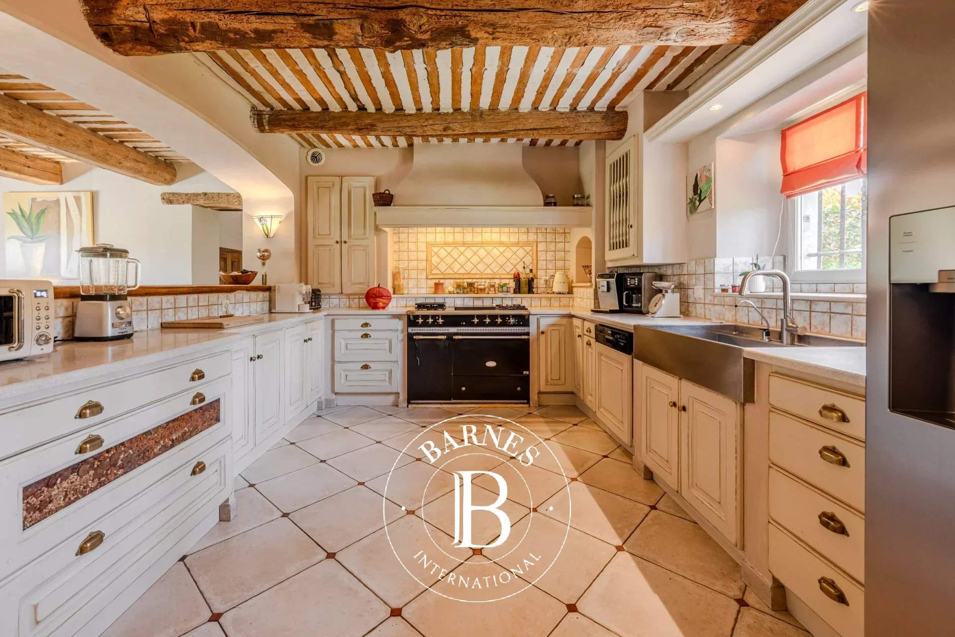 Cheval-Blanc  - Maison 12 Pi&egrave;ces 4 Chambres - picture 11