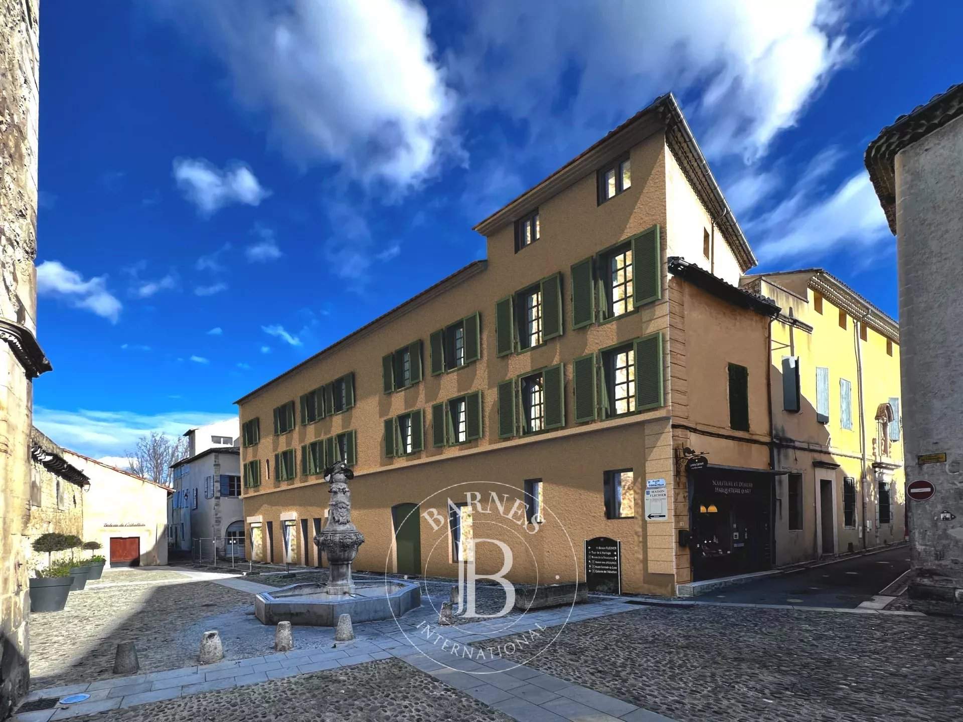 Pernes-les-Fontaines  - Appartement  - picture 1