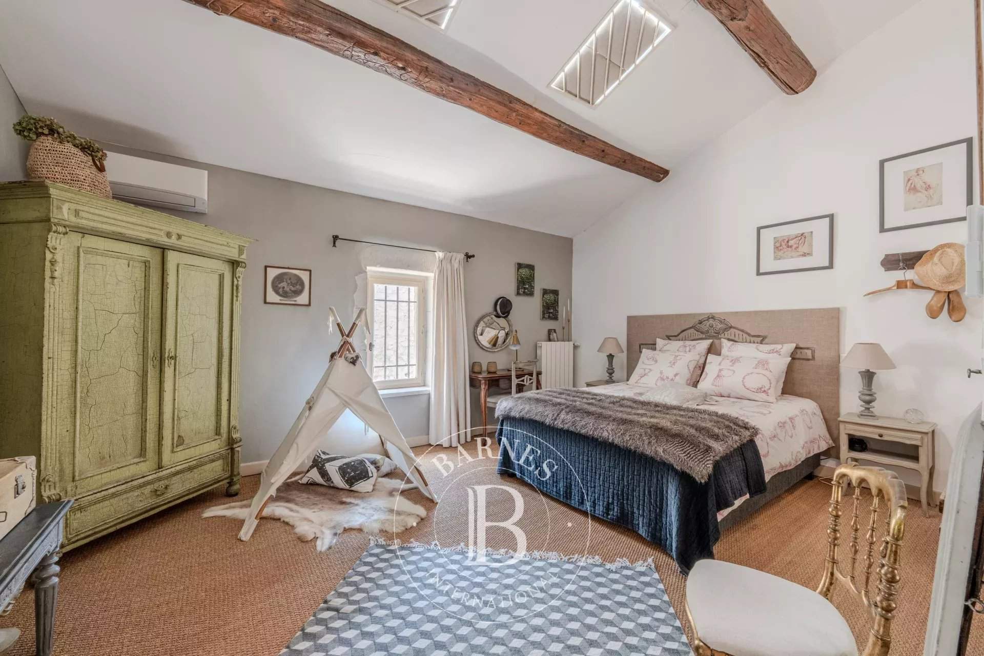 Mouriès  - House 4 Bedrooms - picture 11