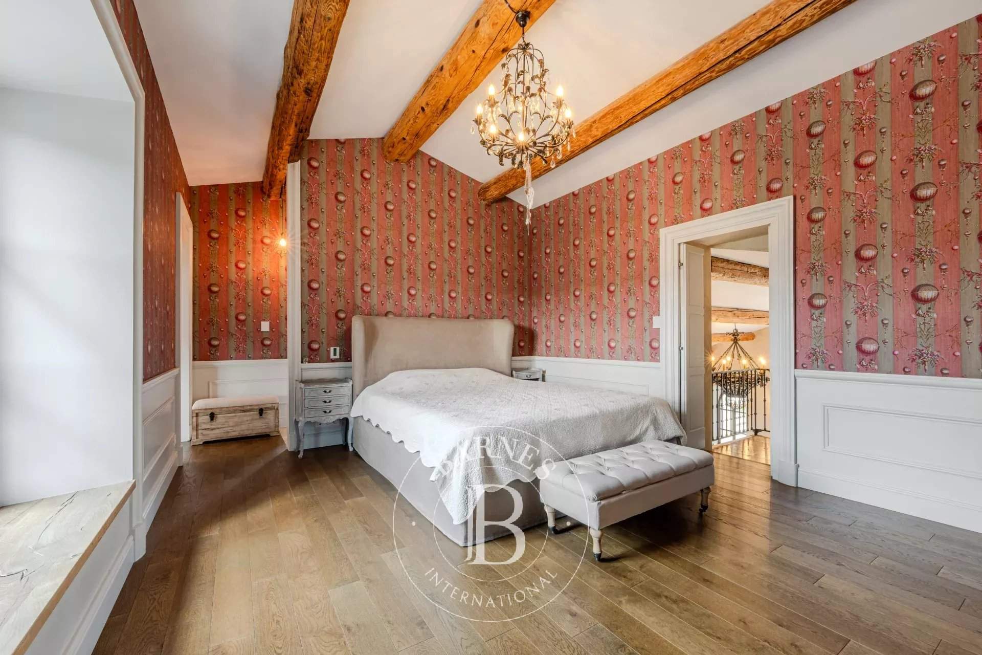 Roussillon  - House 3 Bedrooms - picture 15