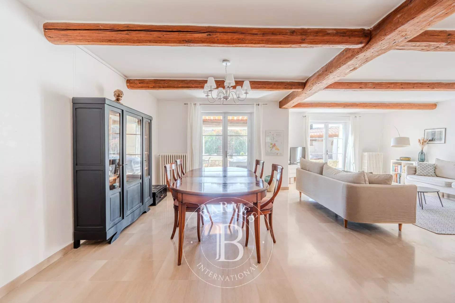 Cavaillon  - Maison de village 8 Pi&egrave;ces 5 Chambres - picture 10