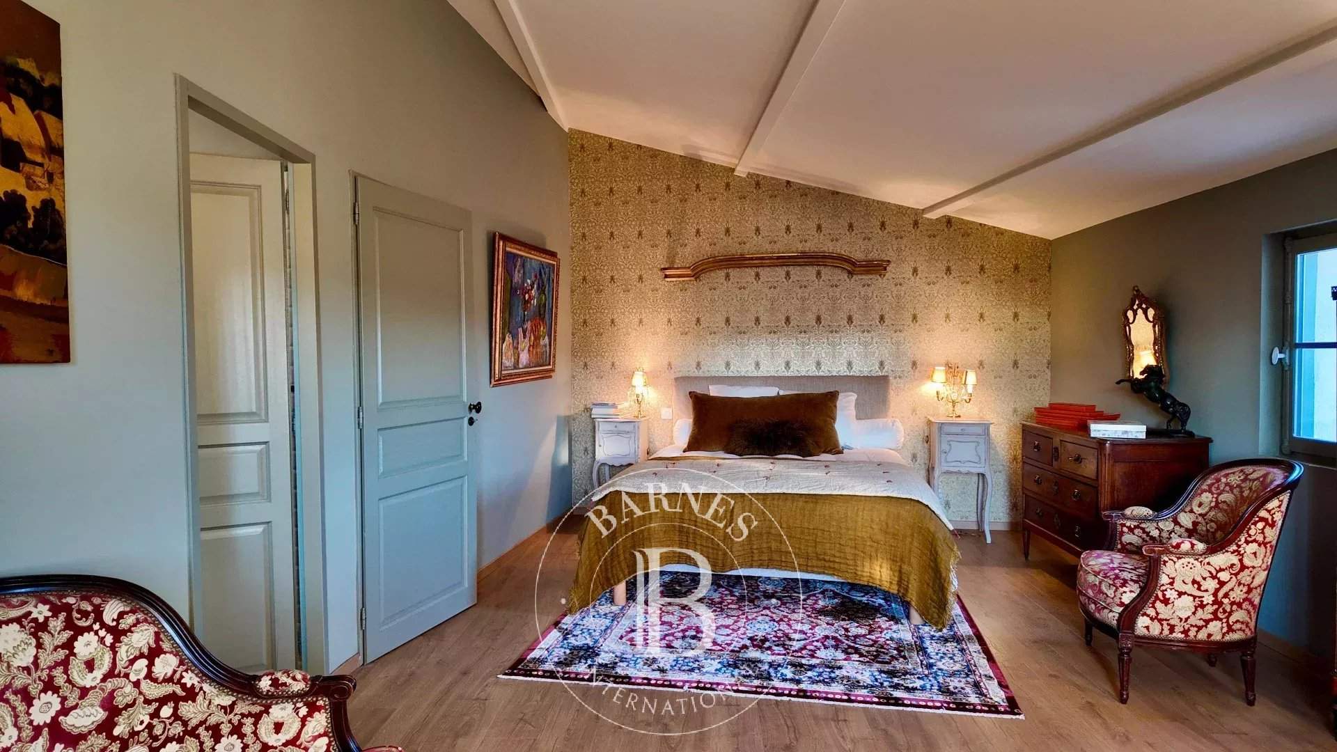 Pernes-les-Fontaines  - Casa de pueblo 11 Cuartos 8 Habitaciones - picture 9