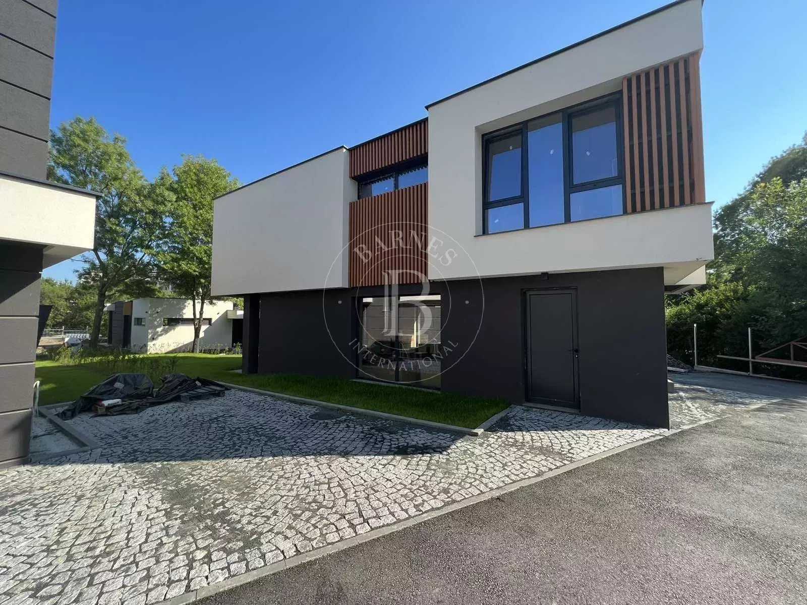 Tsarevo  - Maison 5 Pièces 3 Chambres