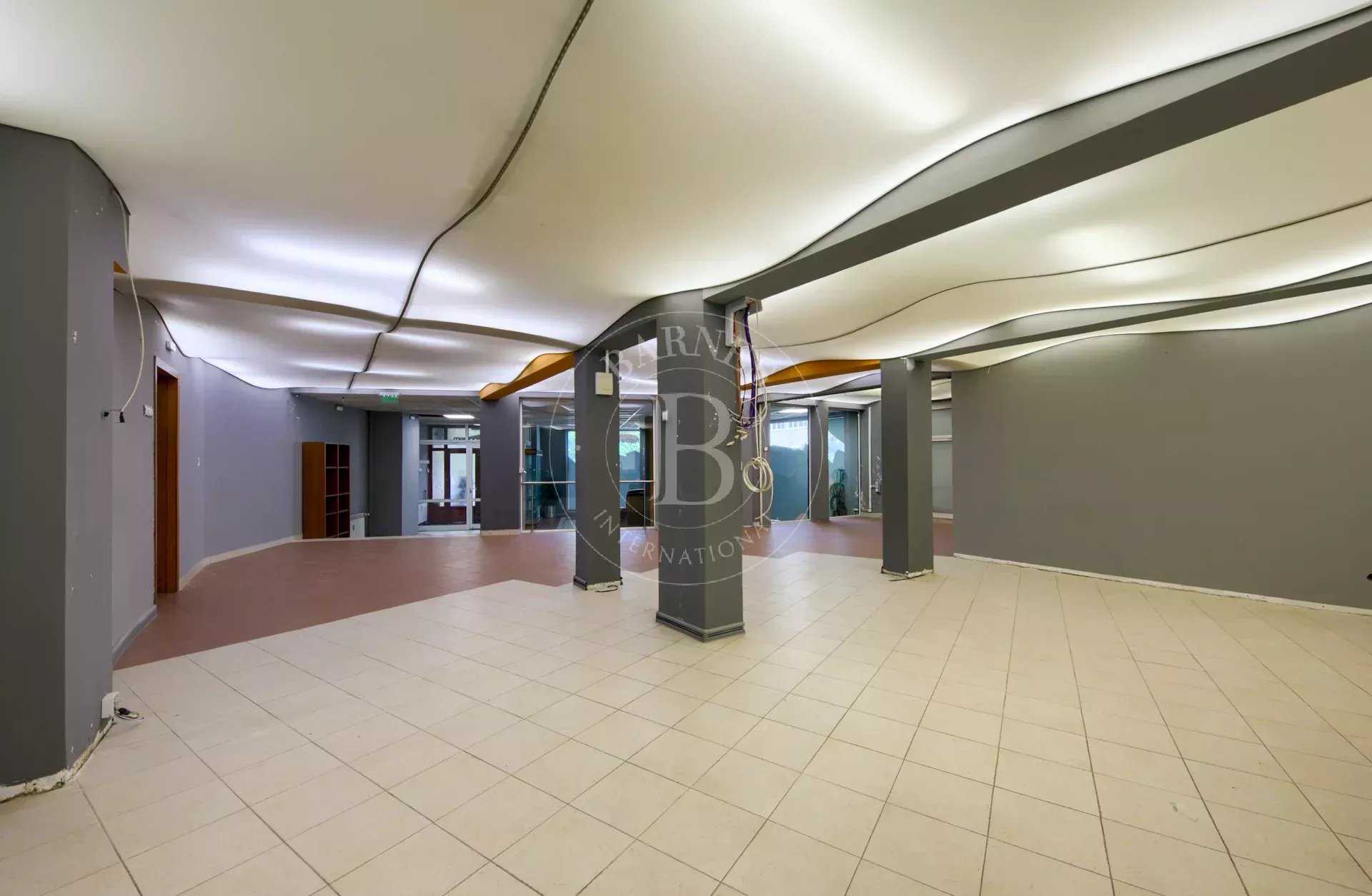 Sofia  - Boutique 11 Pièces